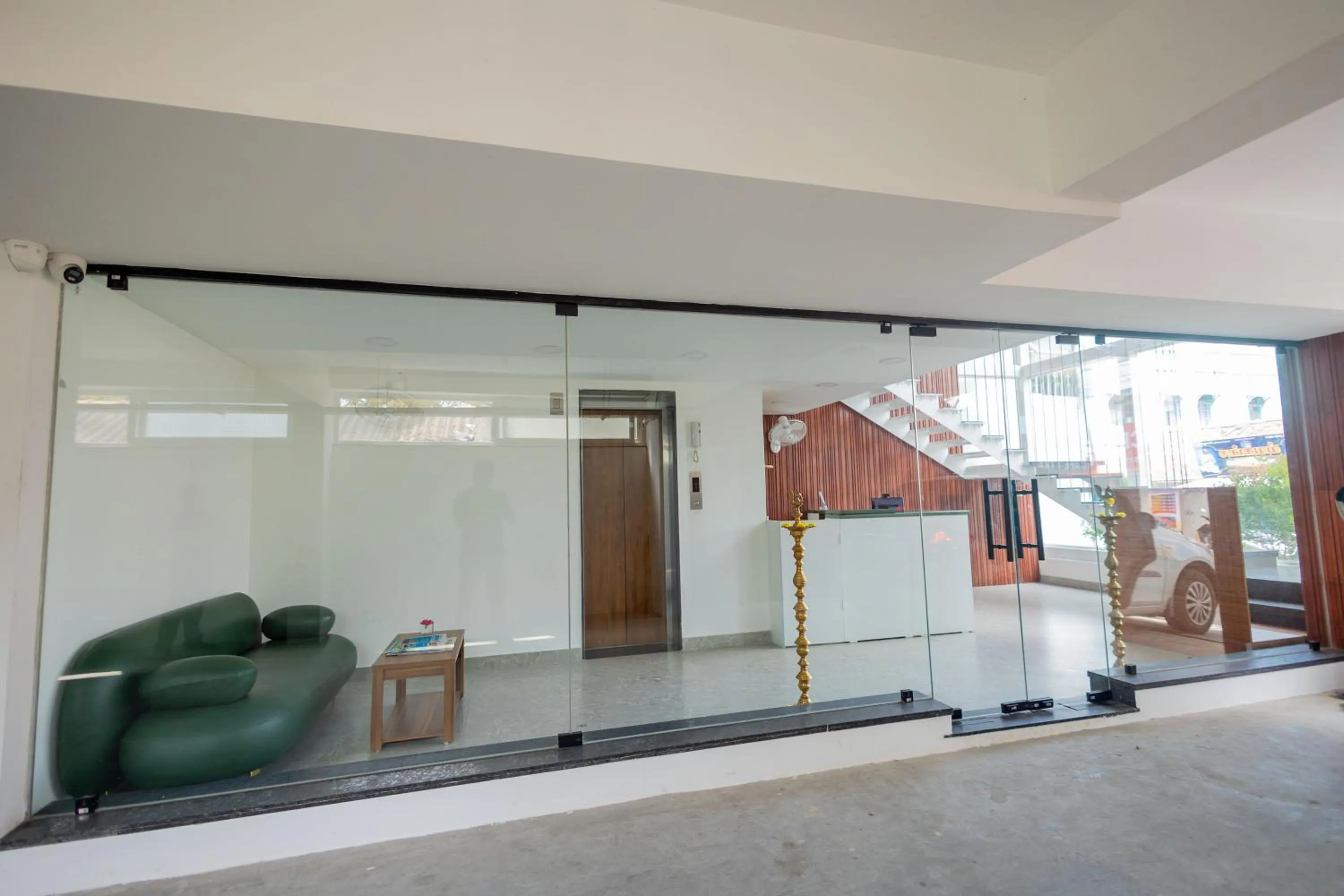 Property building in HOTEL VARDHA Inn