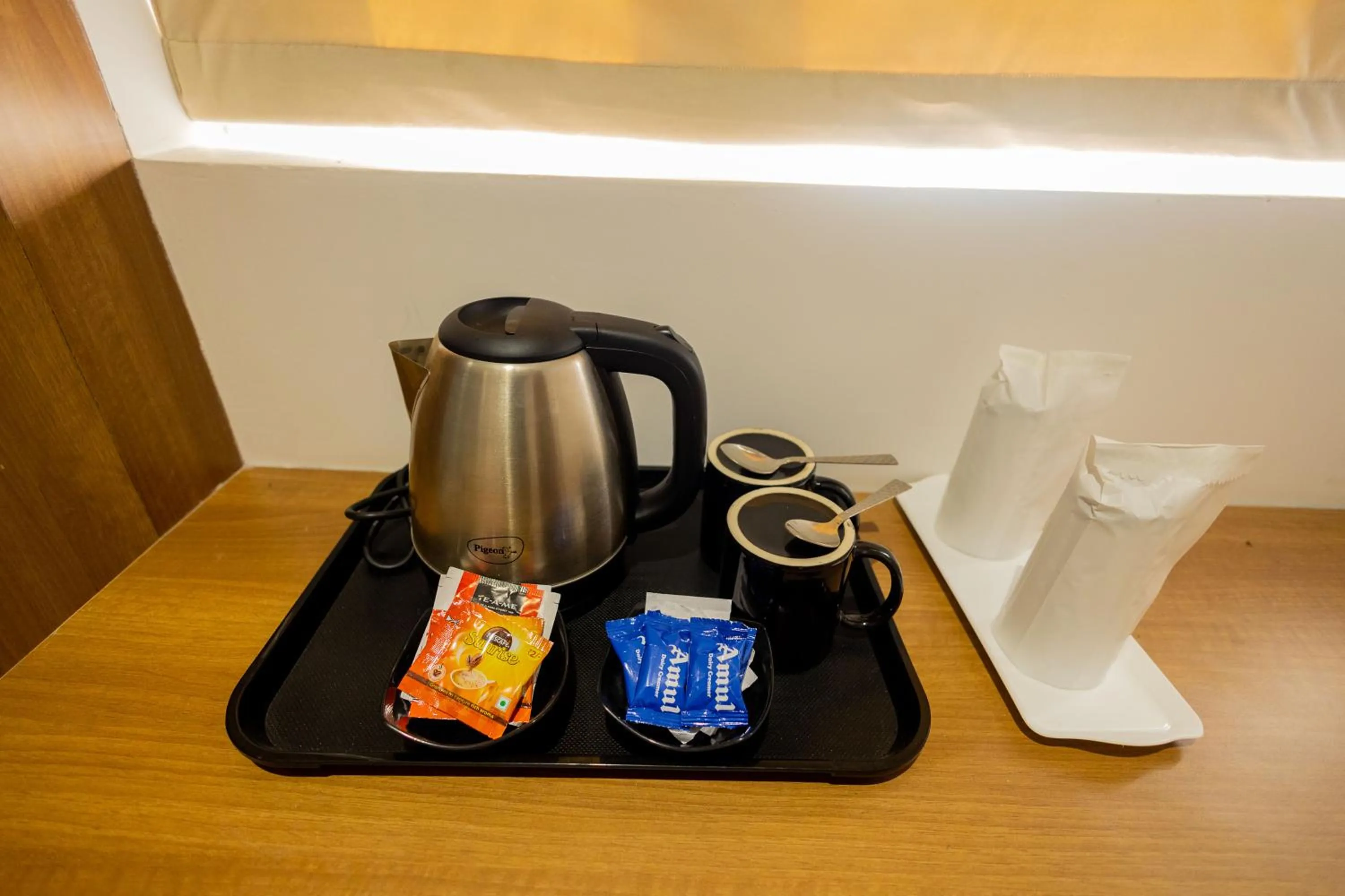 Property building in HOTEL VARDHA Inn