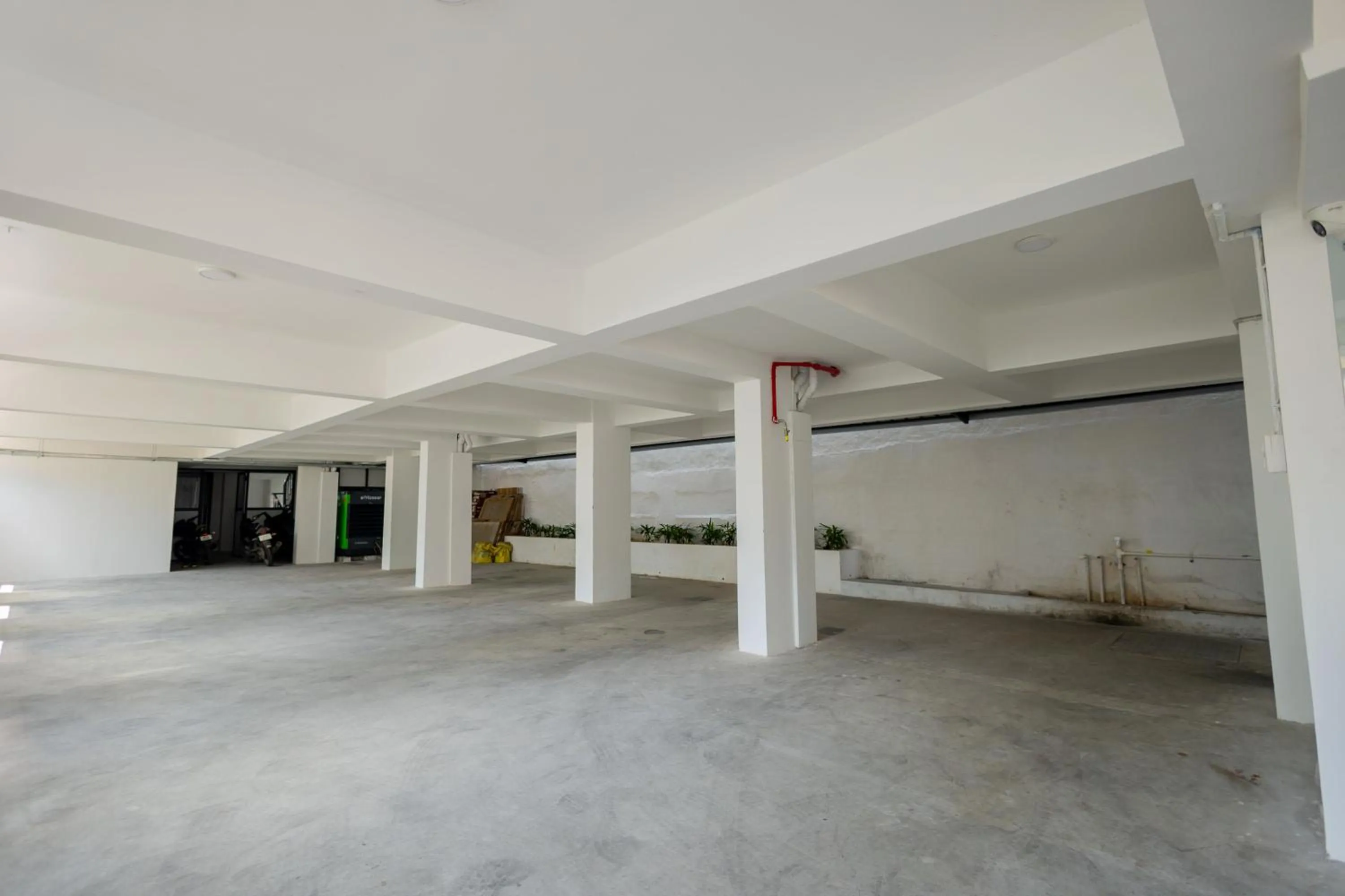 Property building in HOTEL VARDHA Inn