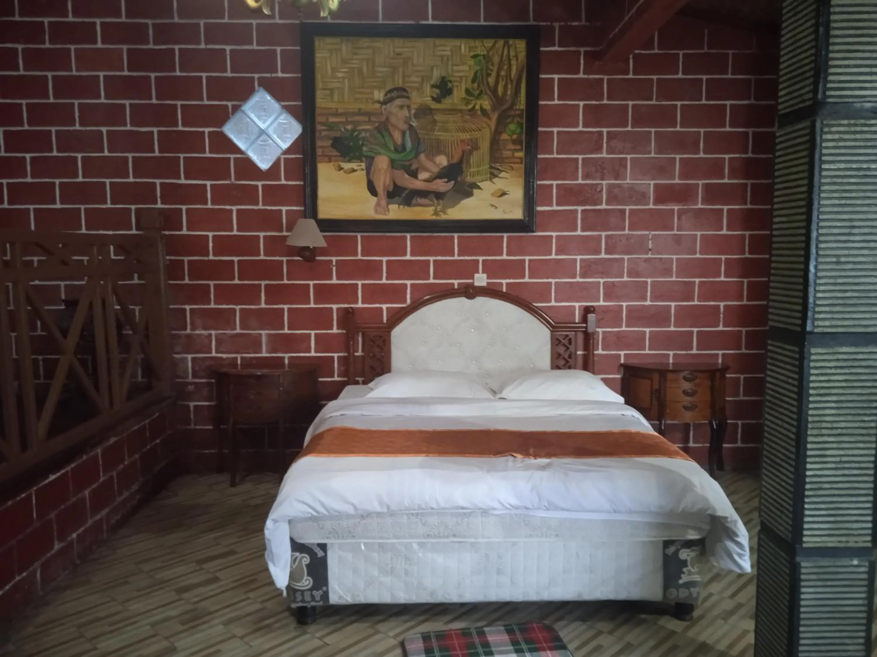 Bed in Yoschi's Hotel Bromo