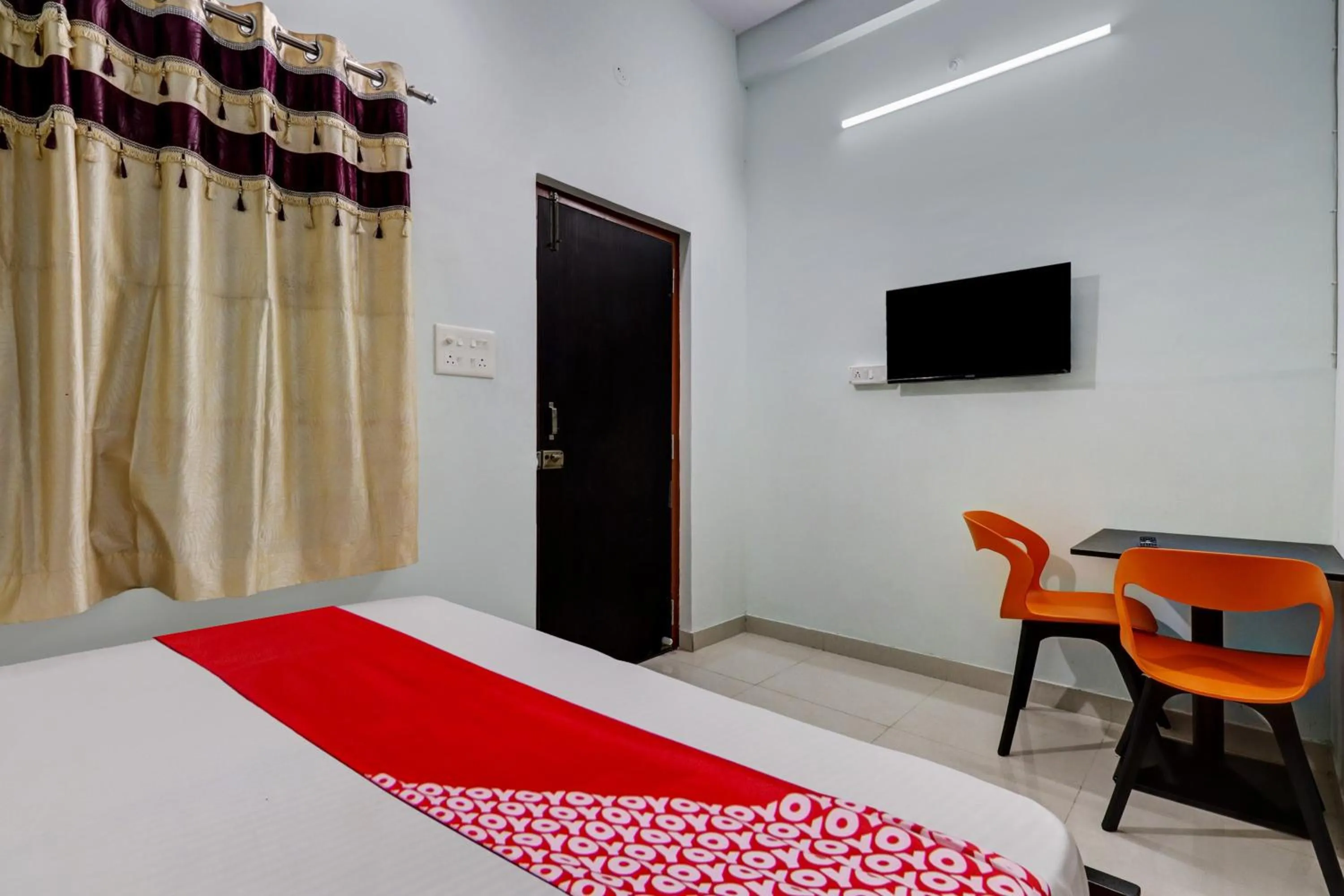 Bedroom, Bed in Super Hotel O PM Hotels