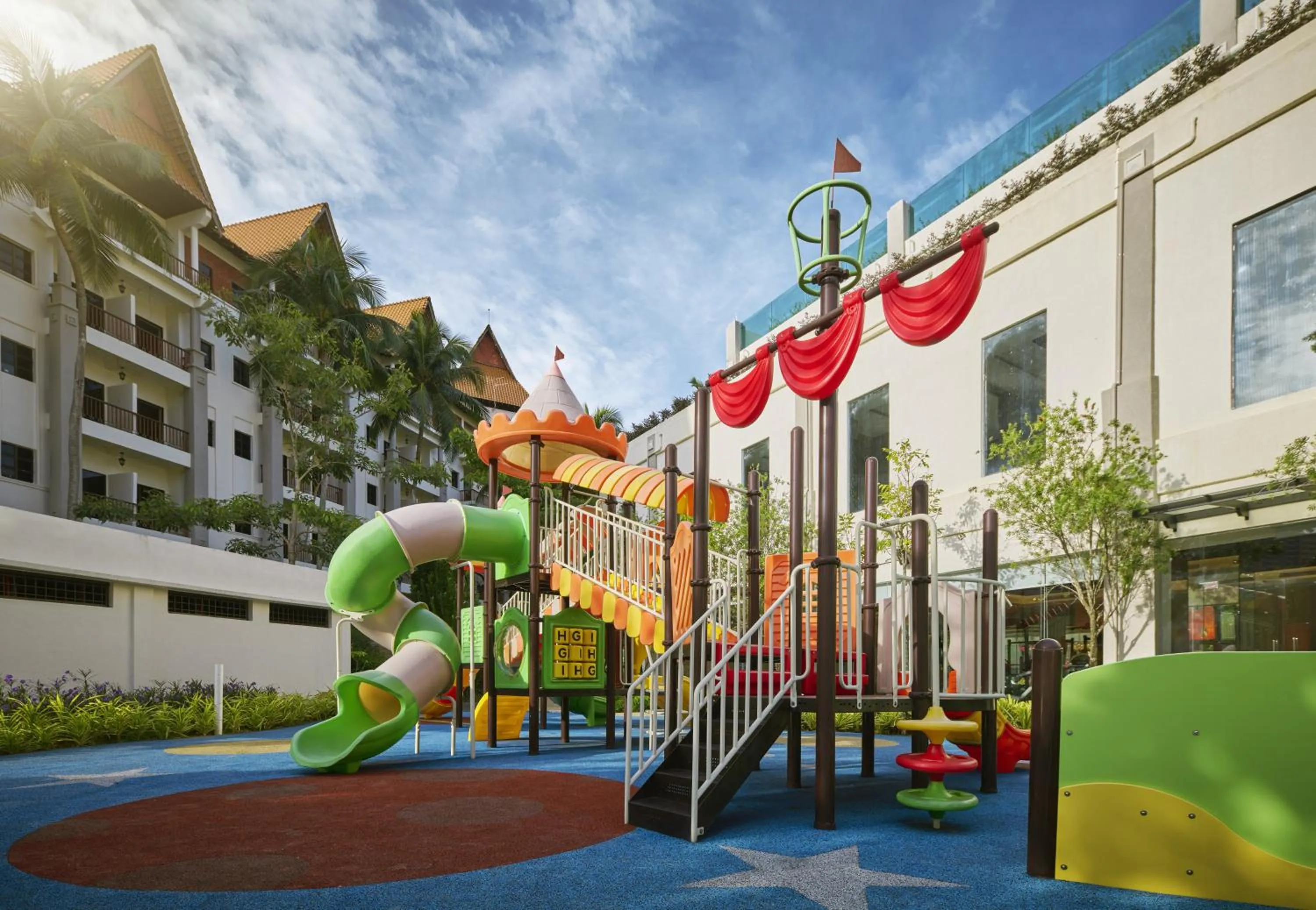 Communal lounge/ TV room in PARKROYAL A'FAMOSA MELAKA RESORT