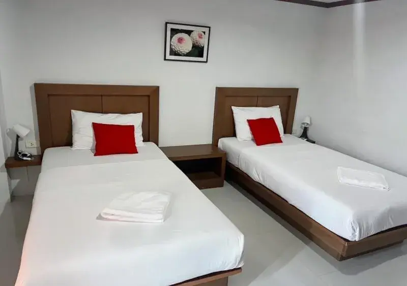 Superior Twin in Al Ameen Hotel Superior Twin in Al Ameen Hotel