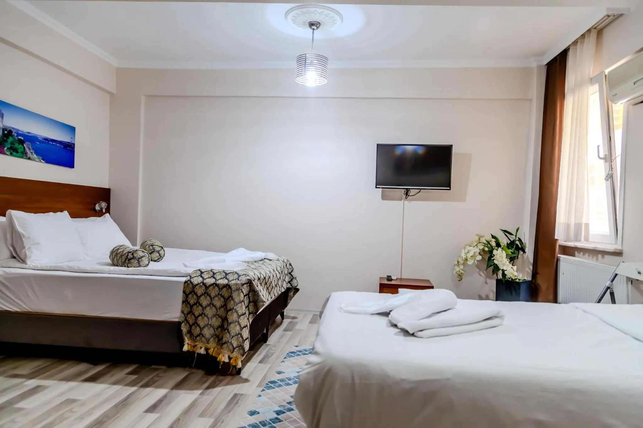 Photo of the whole room, Bed in City Hall Apart Hotel Sultanahmet