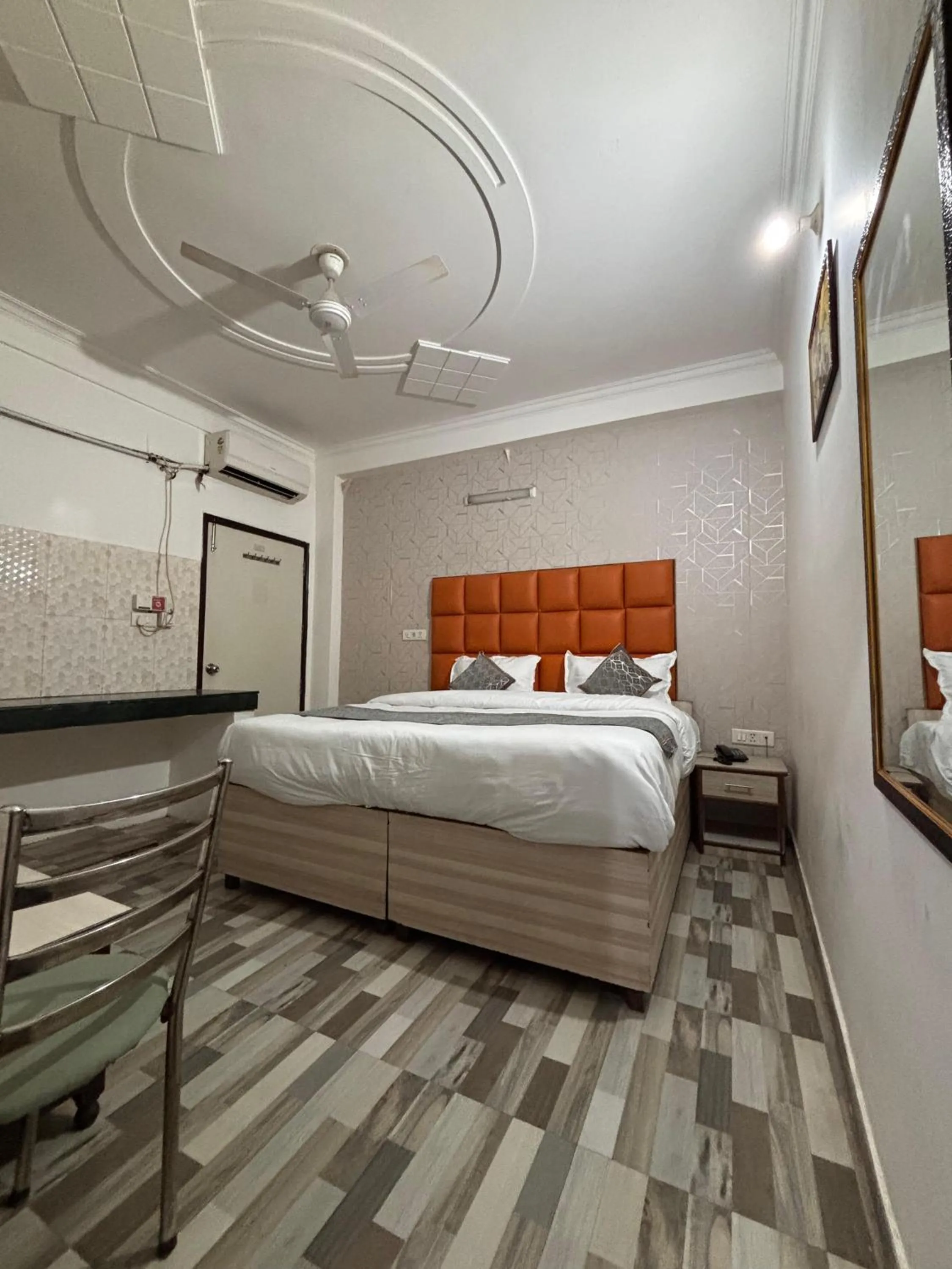 Bed in Hotel Clink New Delhi Airport