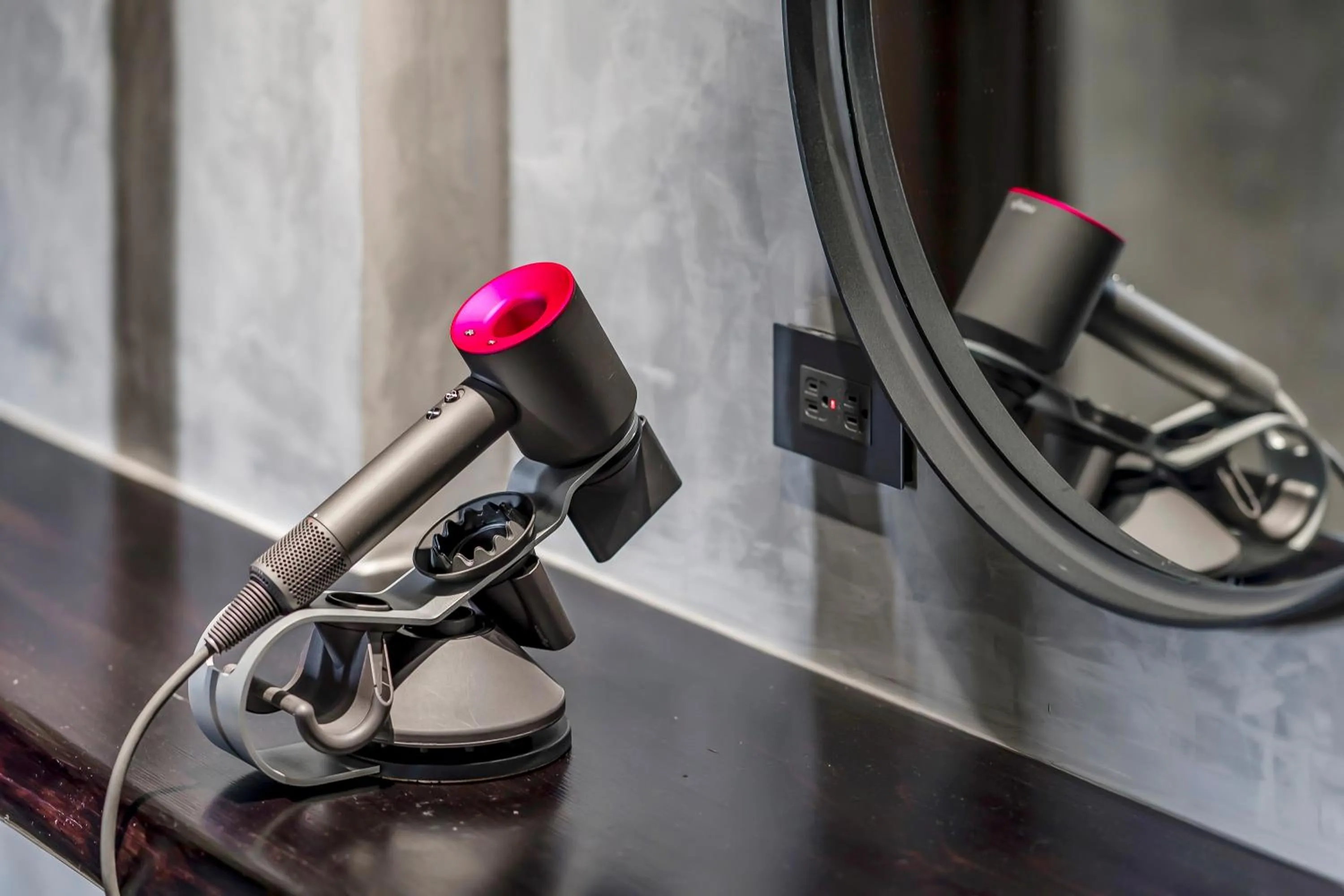 Bedroom in Rolling hills