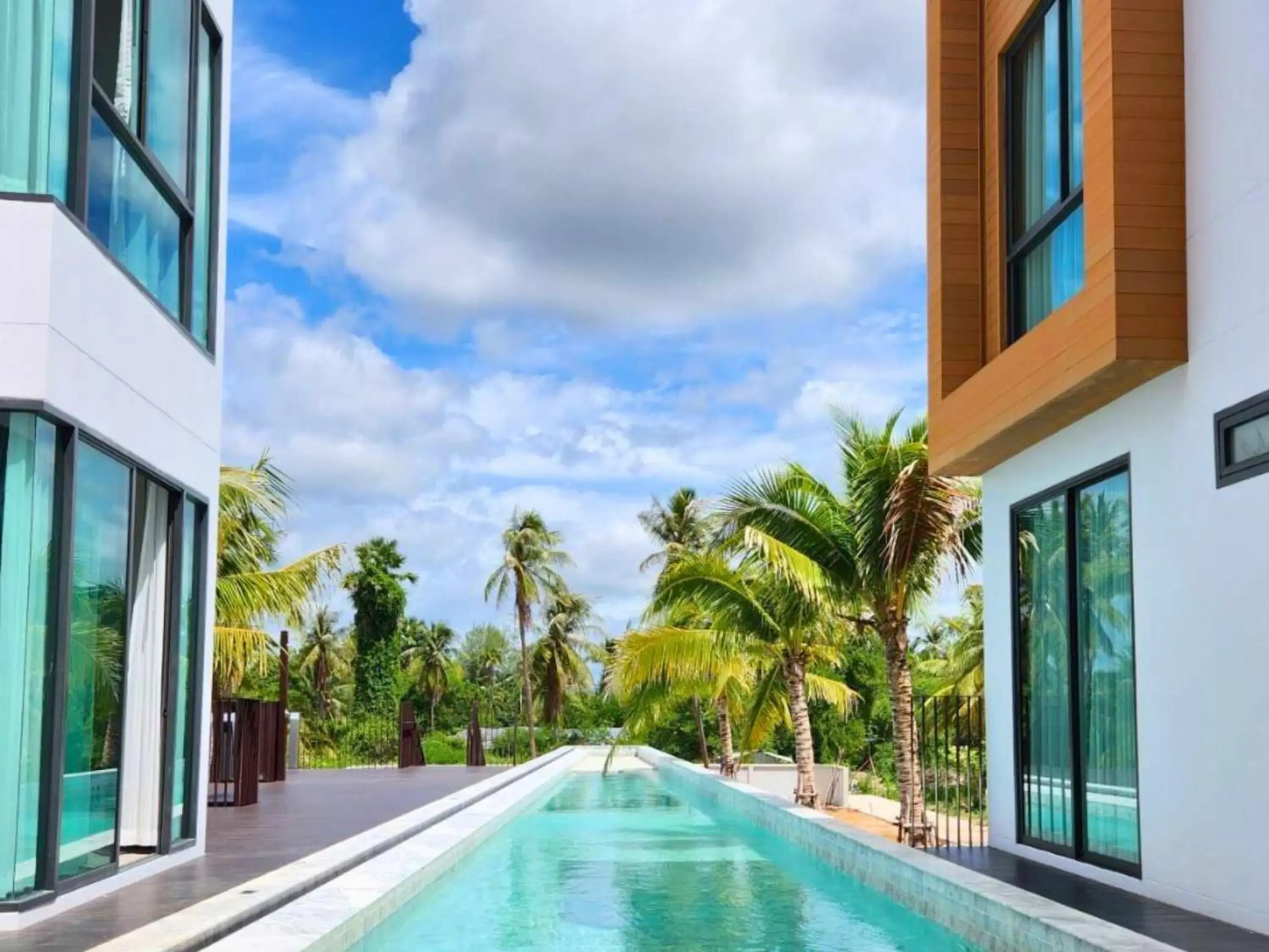 Property building in Sand Dance Hotel Property building in Sand Dance Hotel