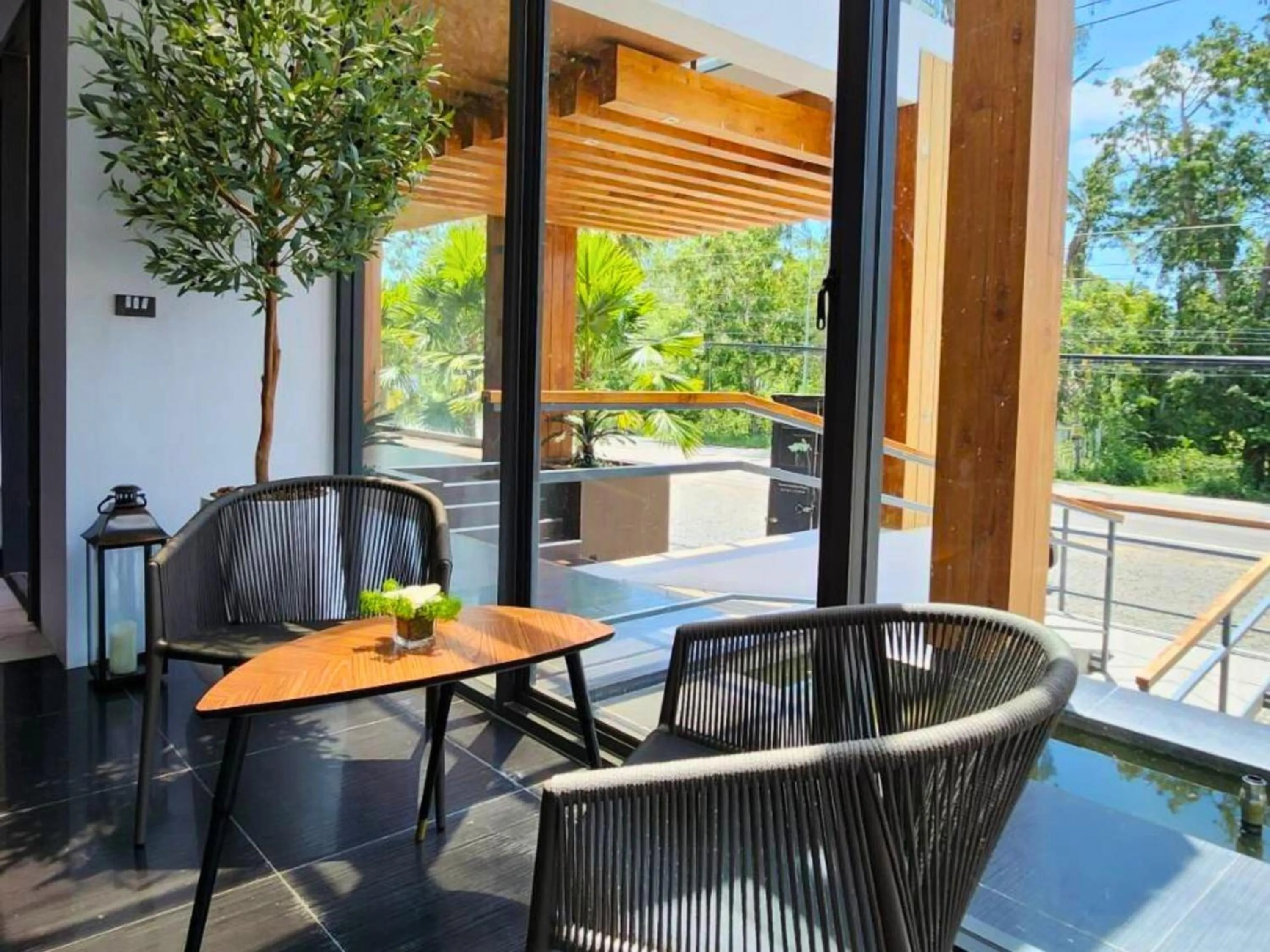 Day in Sand Dance Hotel