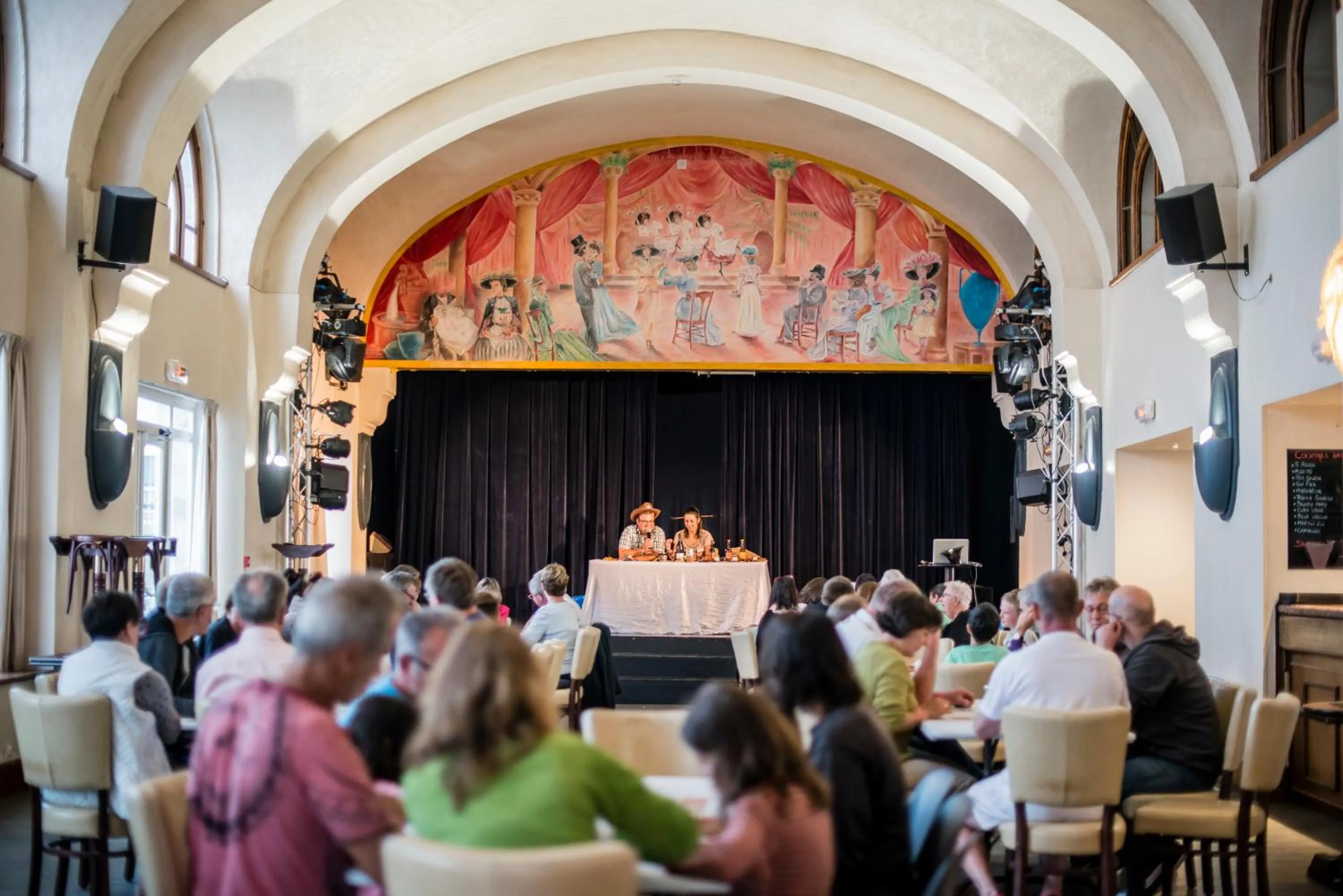 Evening entertainment in Villages Clubs du Soleil - SUPERBAGNERES