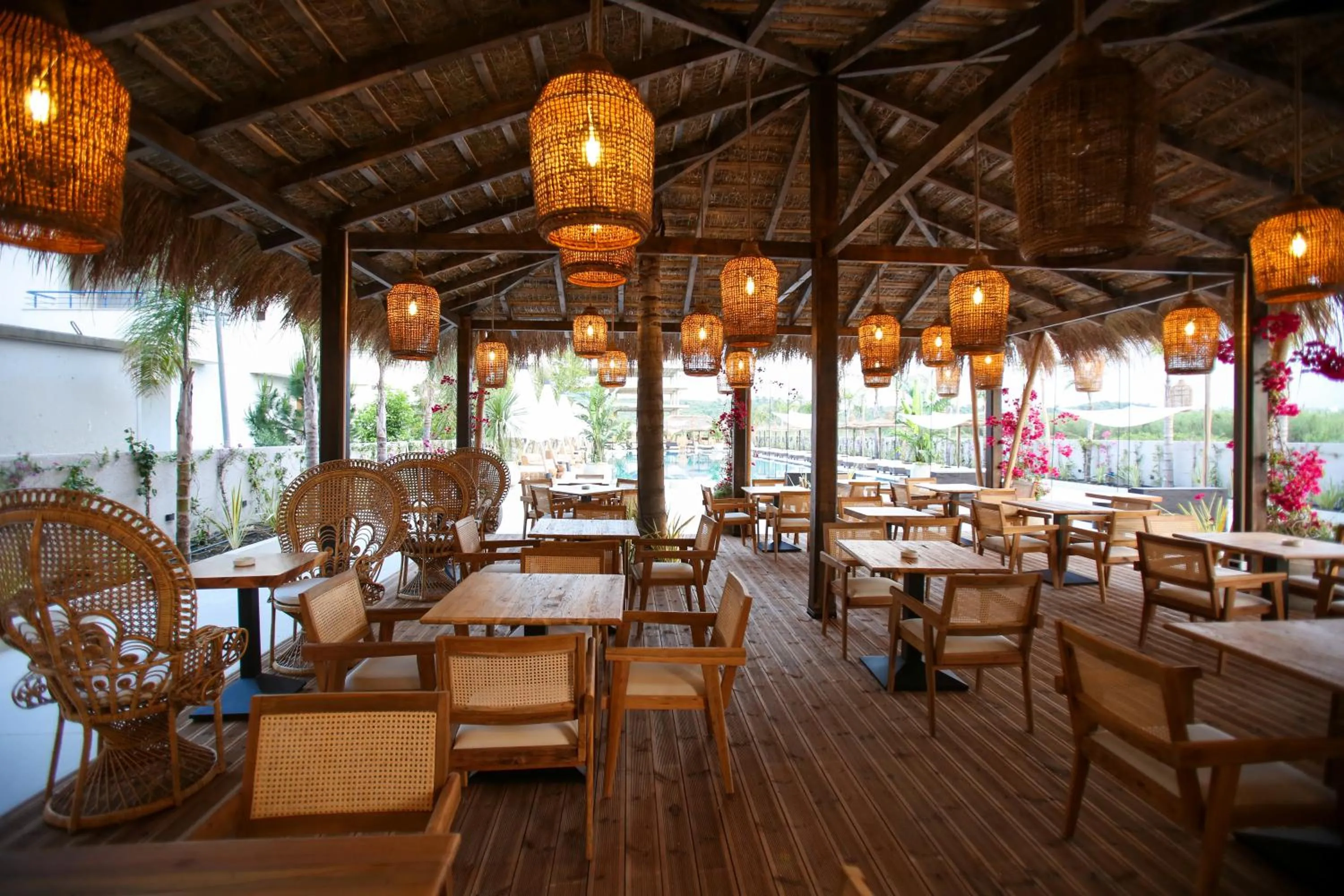 Property building in Regina Palm Resort