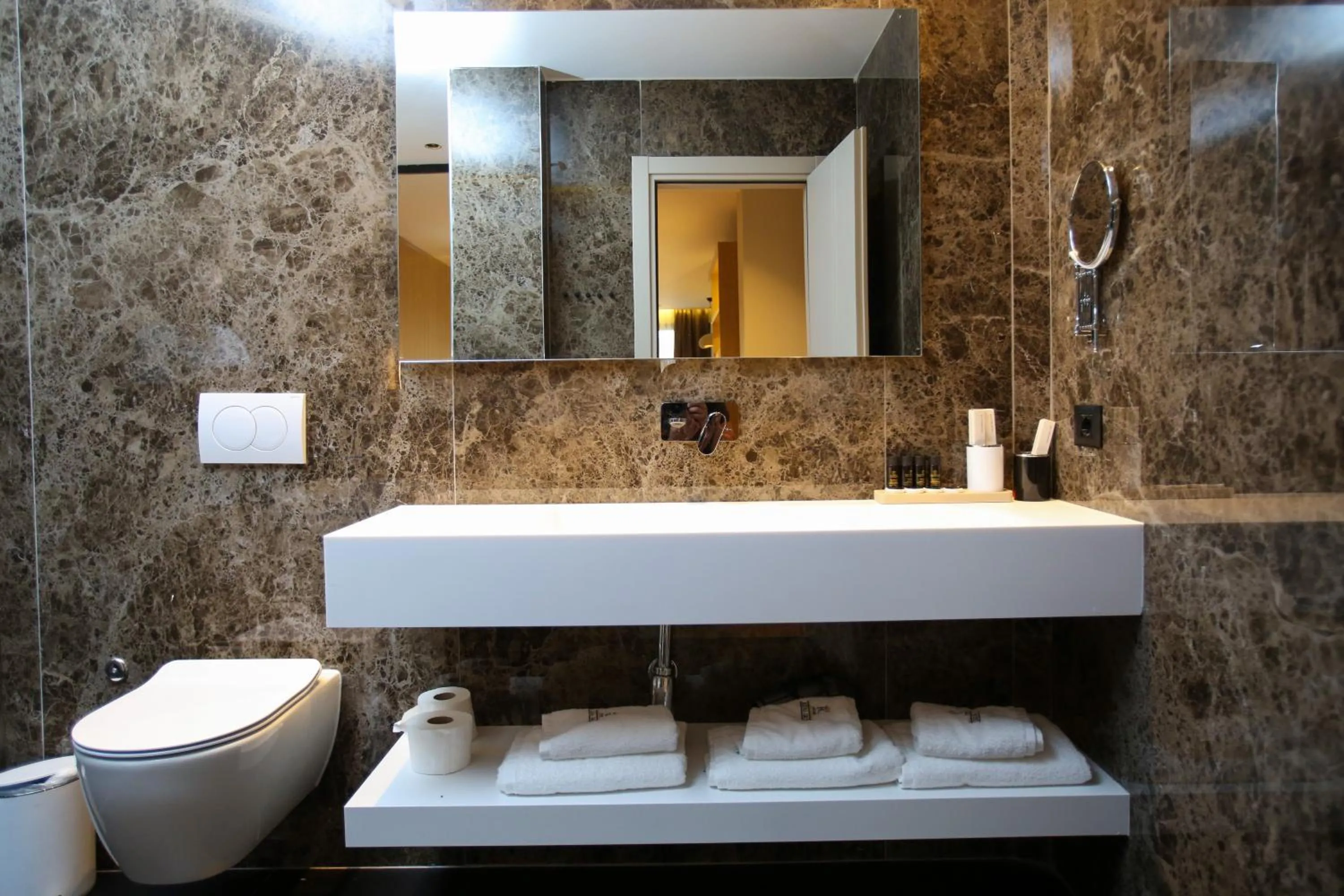 hair dryier in Regina Palm Resort