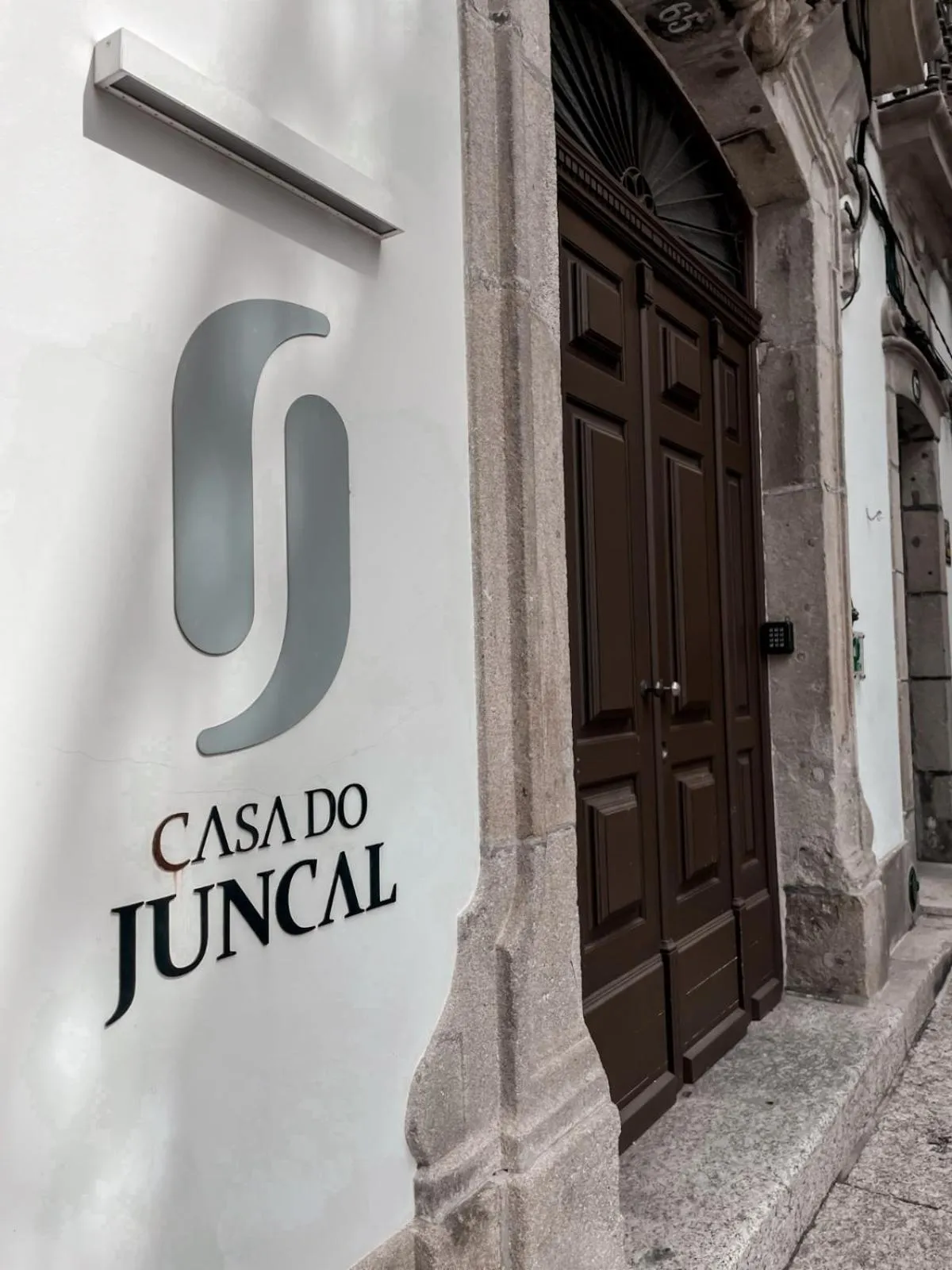 Facade/entrance in Casa do Juncal