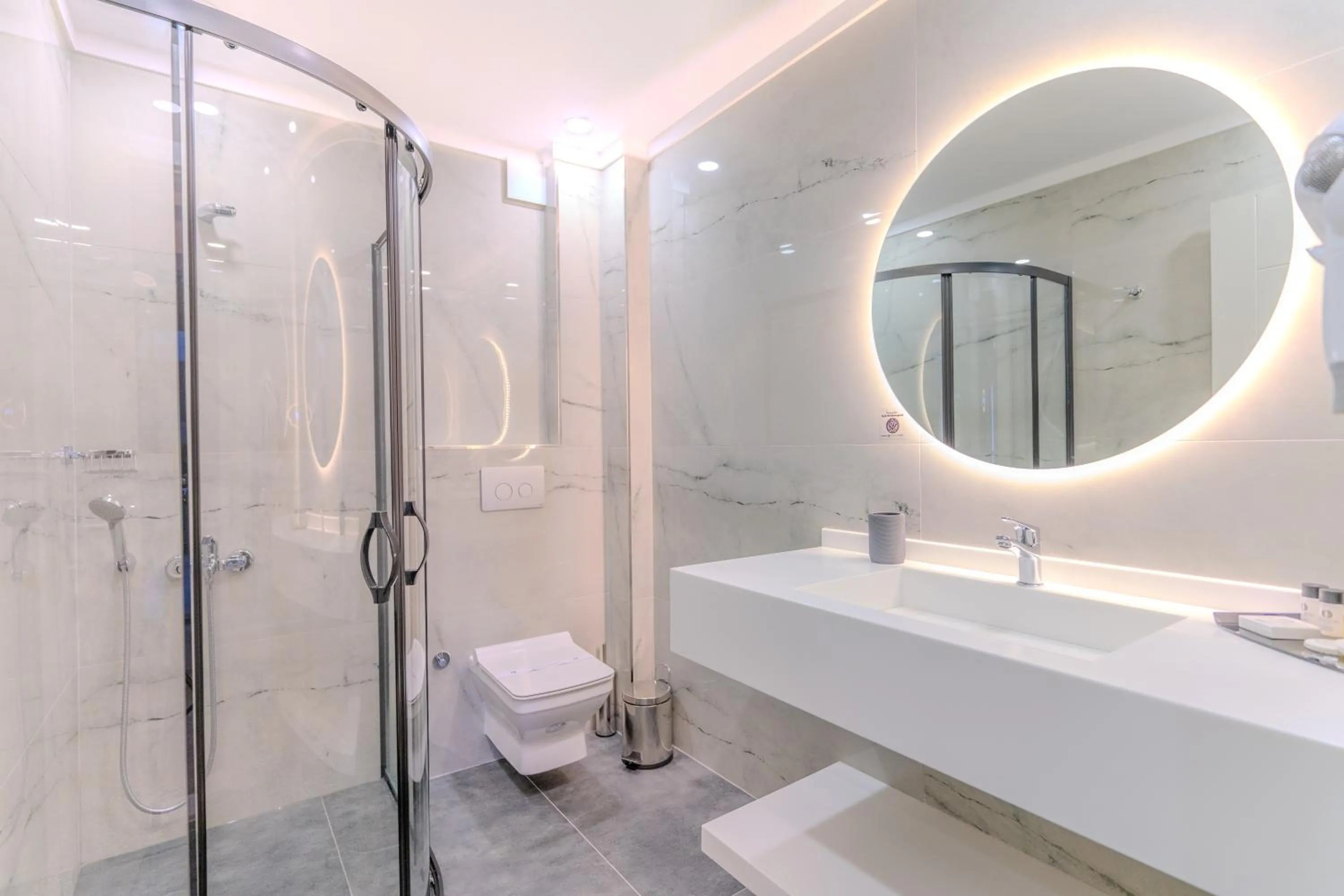 Shower in Olea Suites Otel