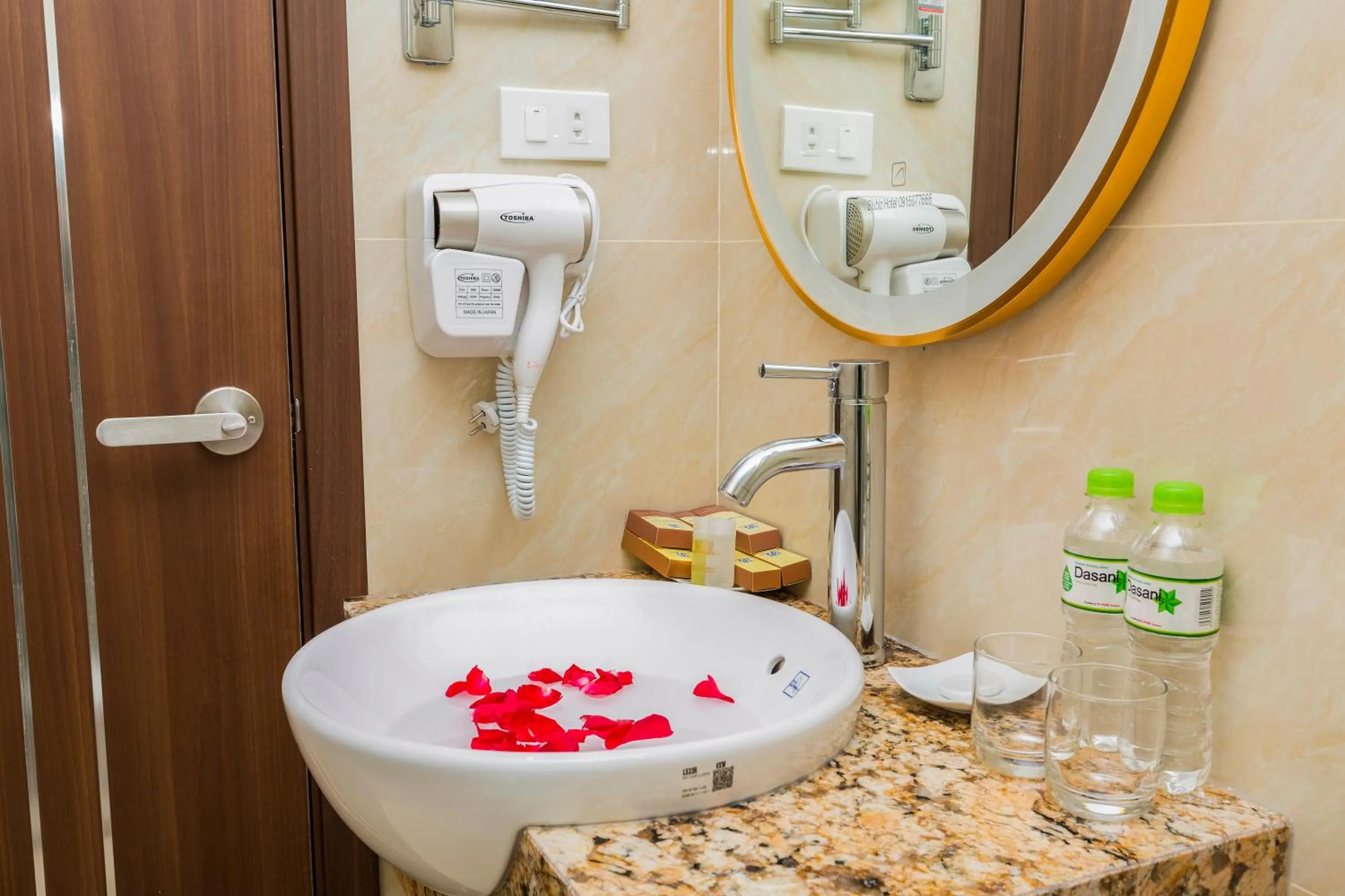 Bathroom in Blubiz Hotel 5