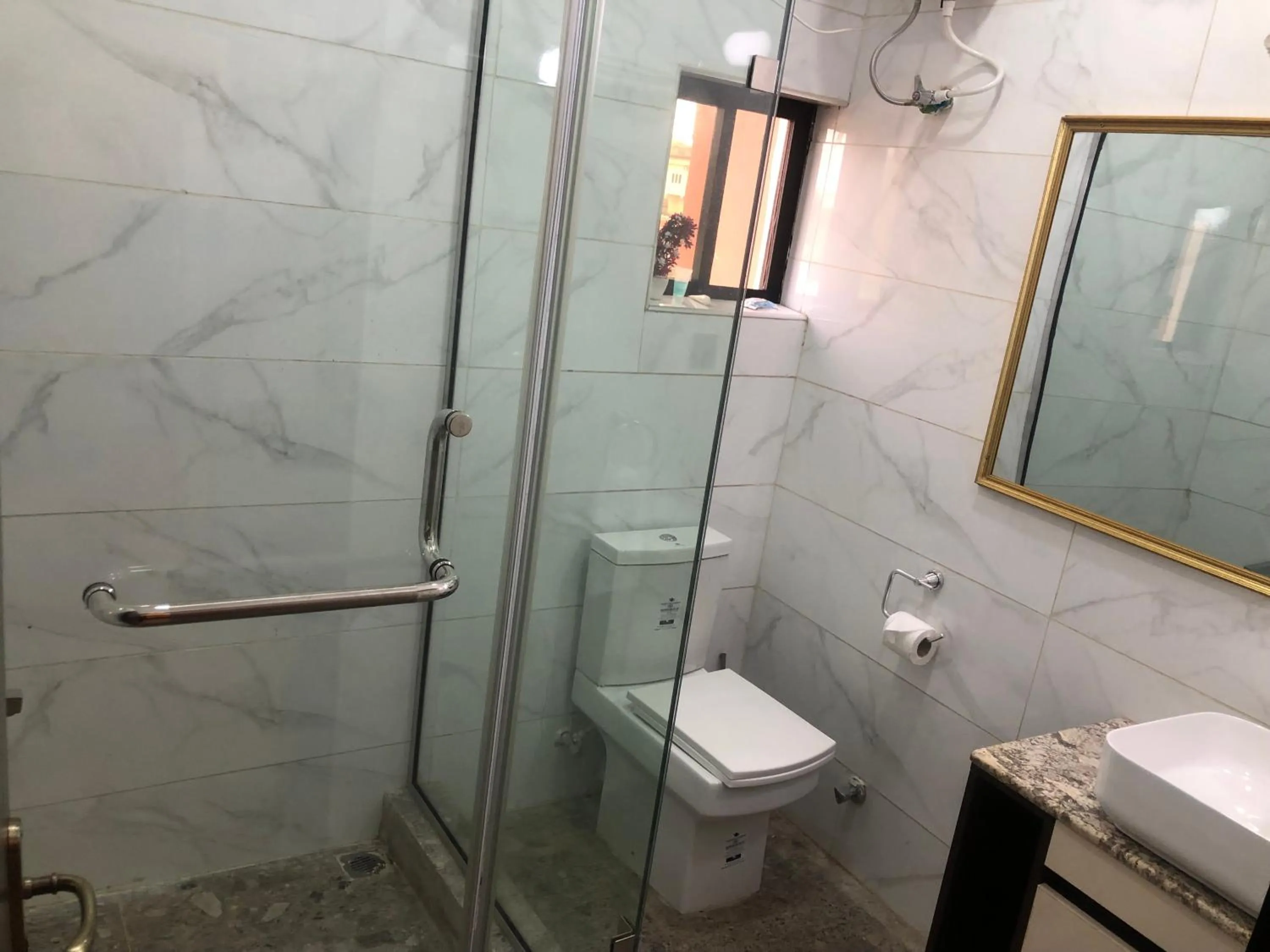 Bathroom in Roban Hotels Limited