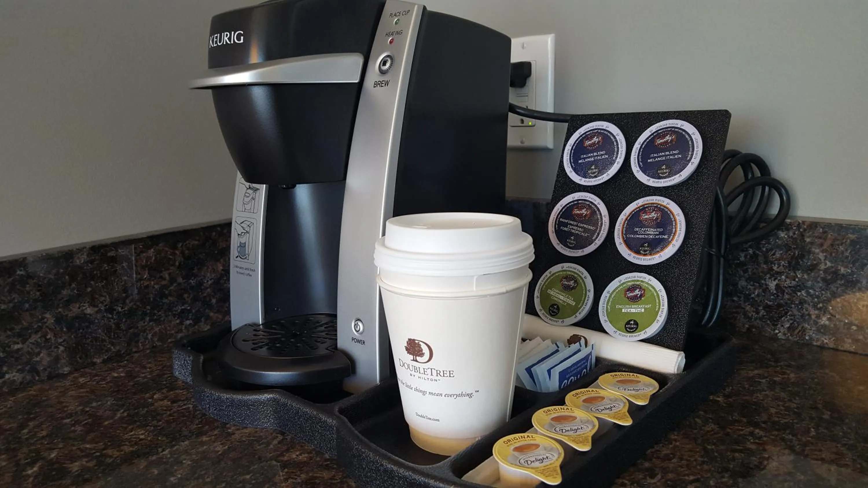 Coffee/tea facilities in DoubleTree by Hilton Hotel & Suites Victoria