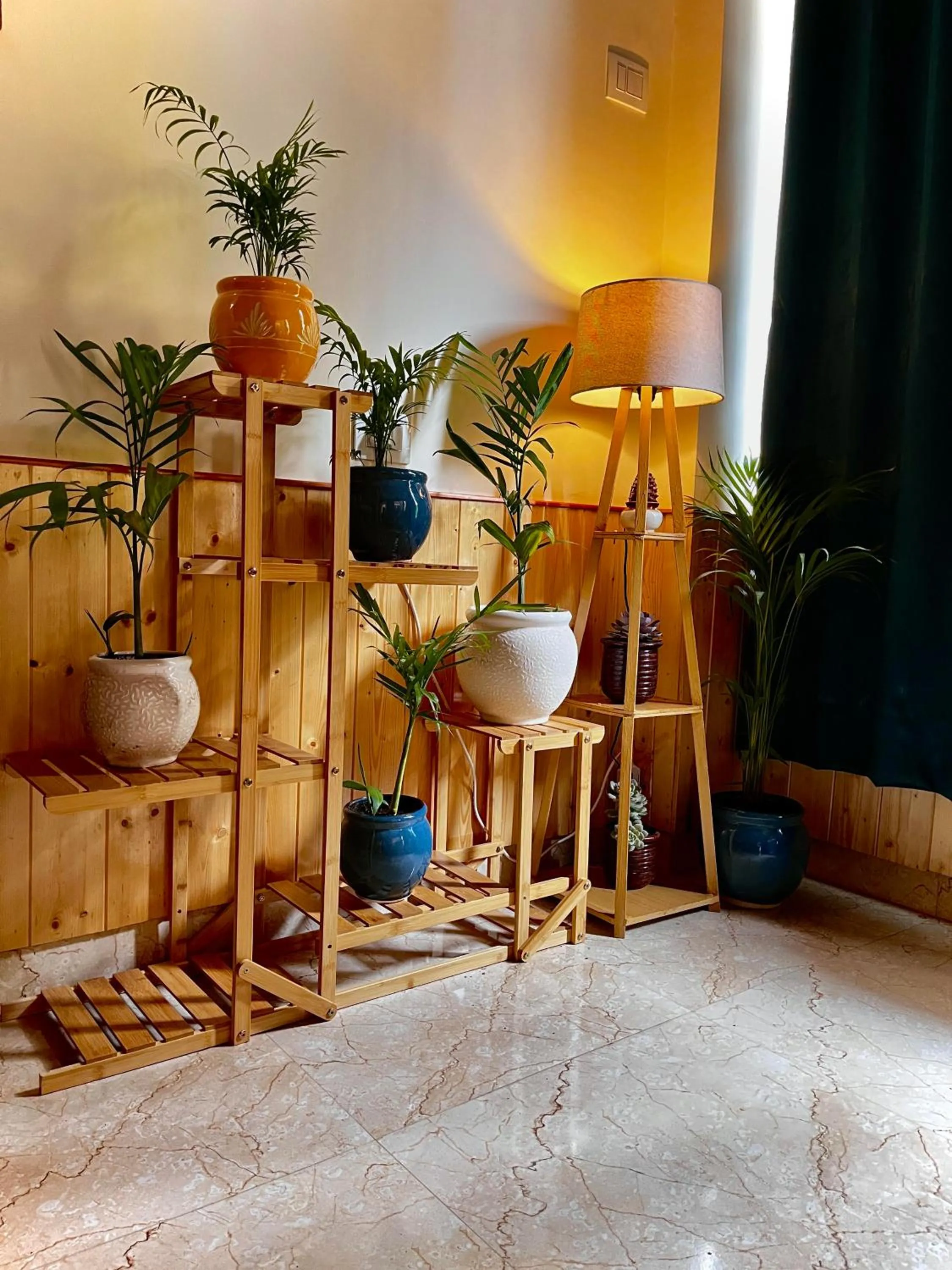 Living room in Hotel Mid Orchard Kasol l River Side -Pure Veg Hotel