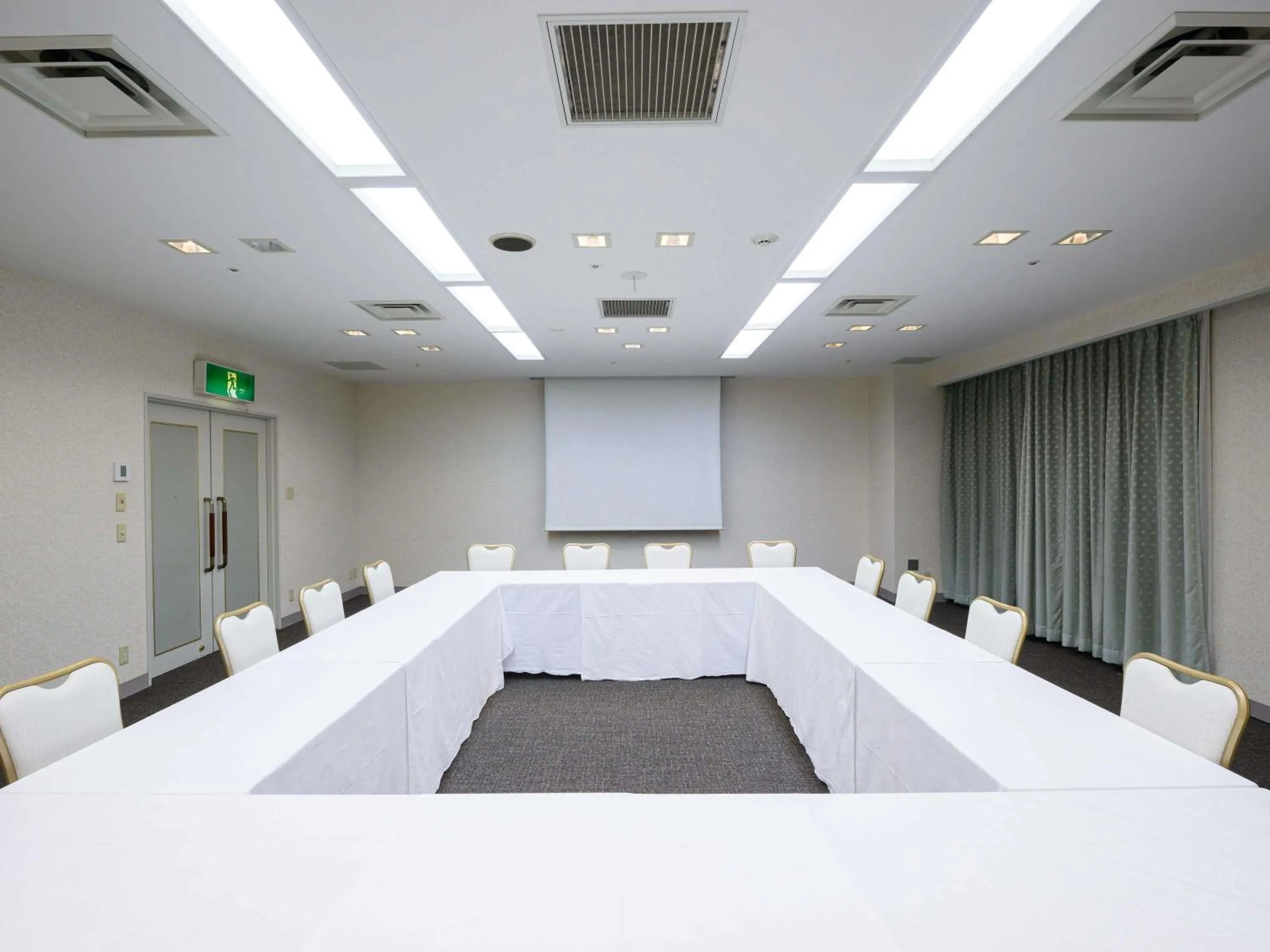 Meeting/conference room in Grand Mercure Nara Kashihara