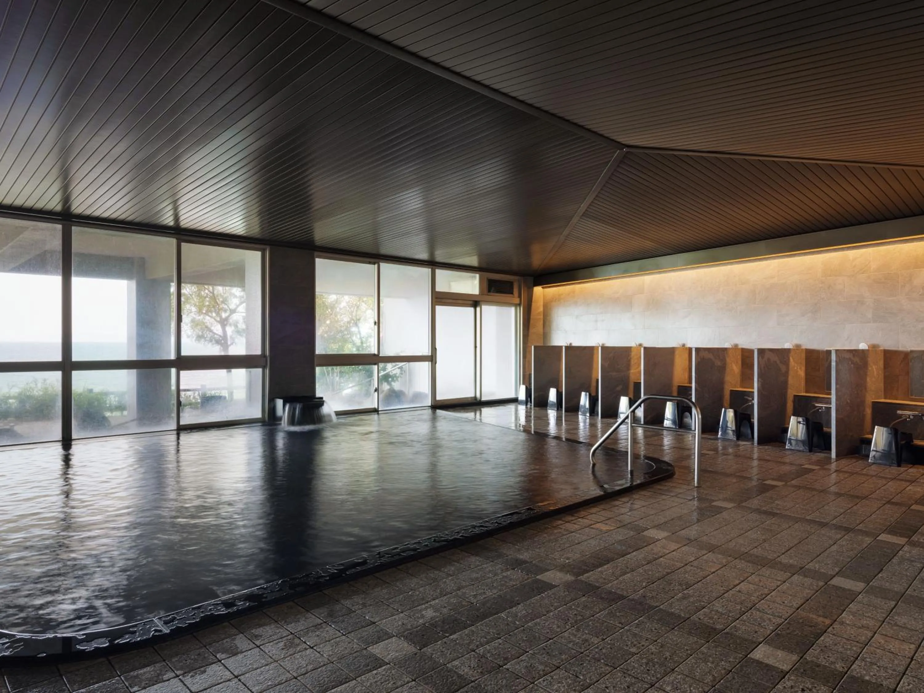 Public Bath in Grand Mercure Beppu Bay Resort & Spa