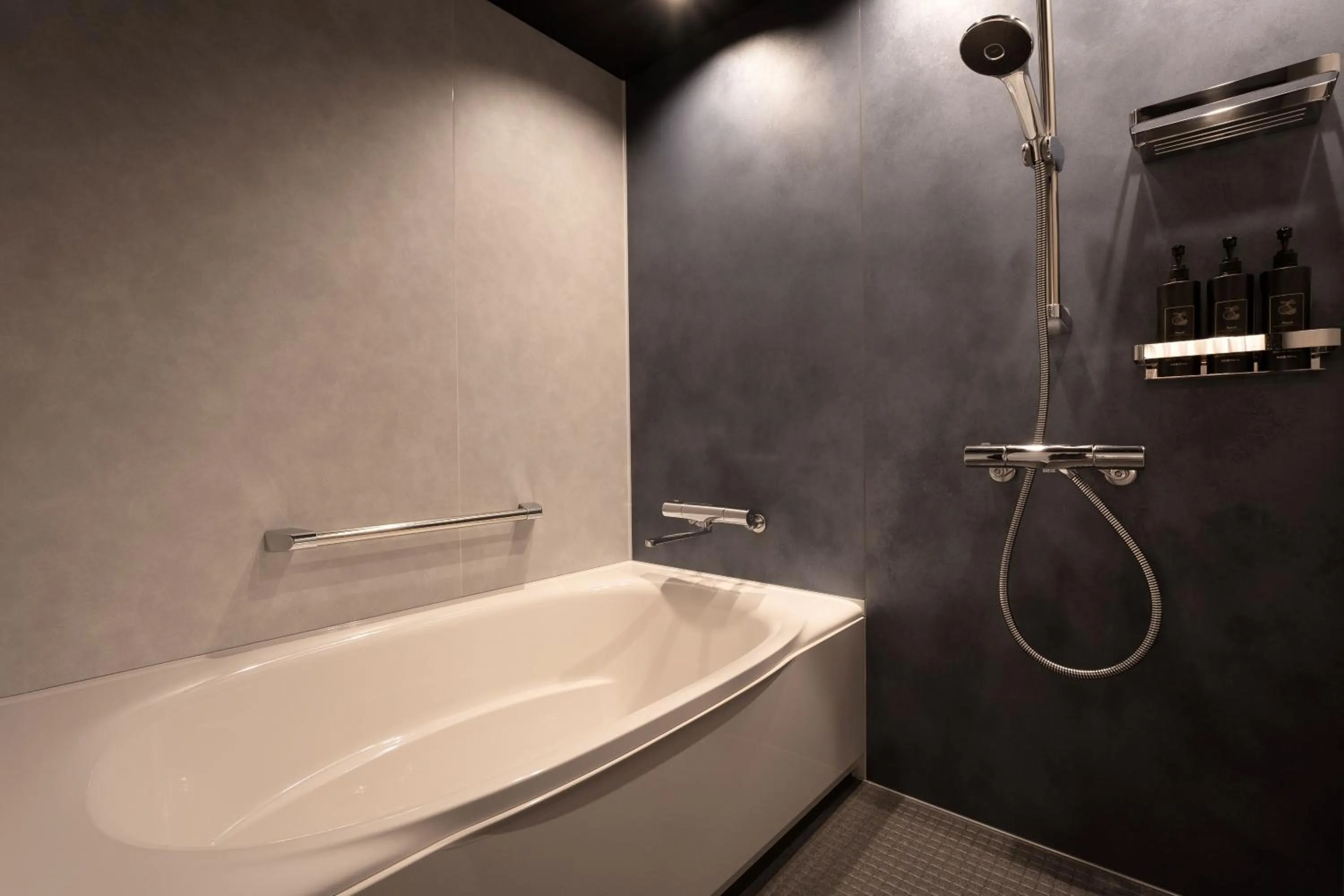 Bath in Grand Mercure Beppu Bay Resort & Spa