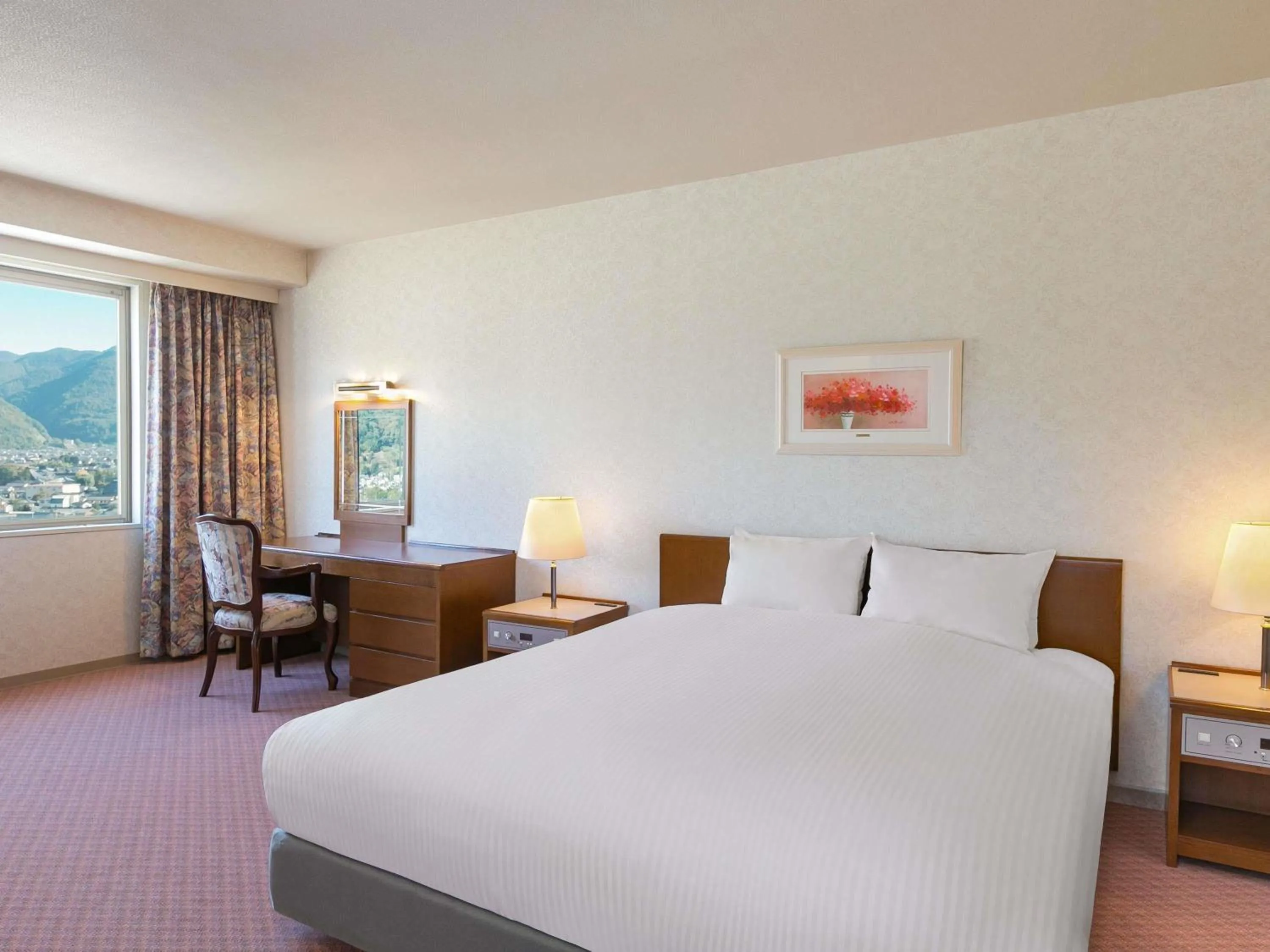 Bedroom, Bed in Mercure Nagano Matsushiro Resort & Spa