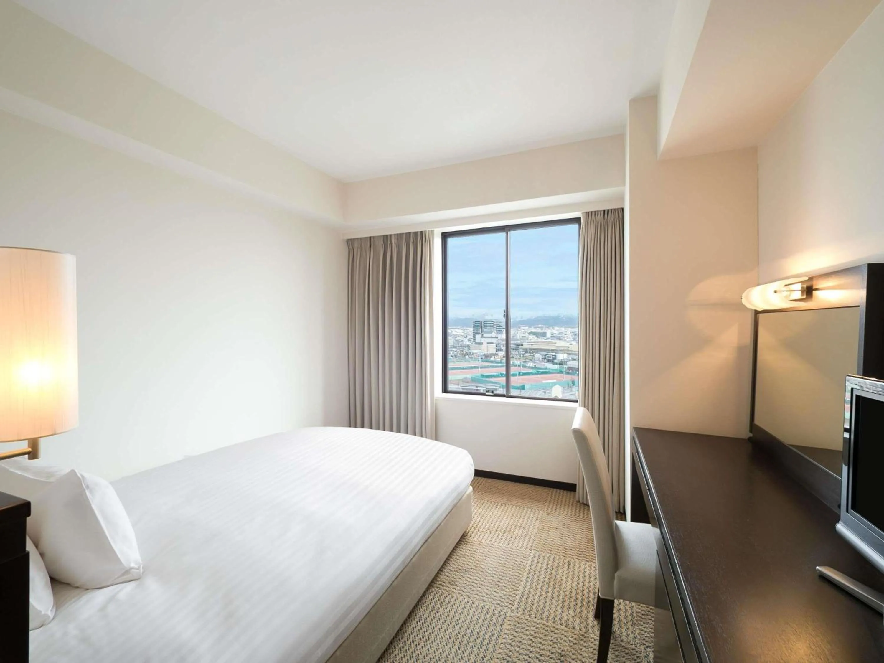 Standard Single Room with Mountain View in Grand Mercure Lake Biwa Resort & Spa