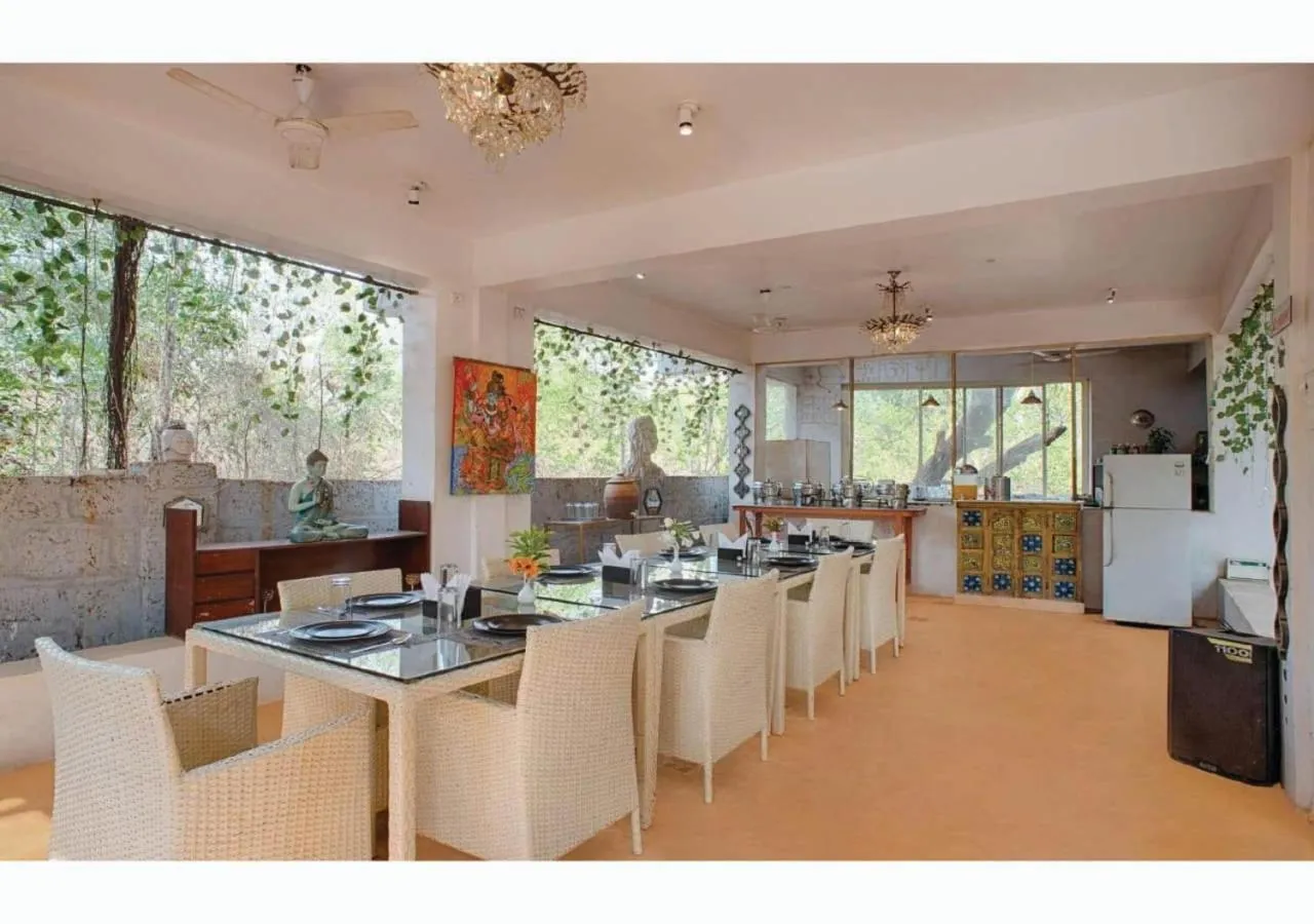 Dining area in Vibes Inn Singing Tree