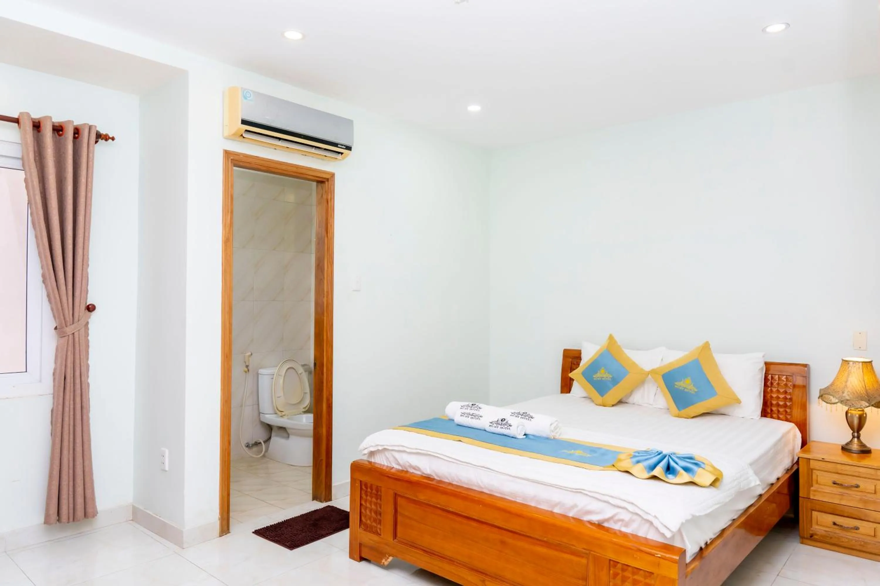 Bed in TNH Hotel Vung Tau