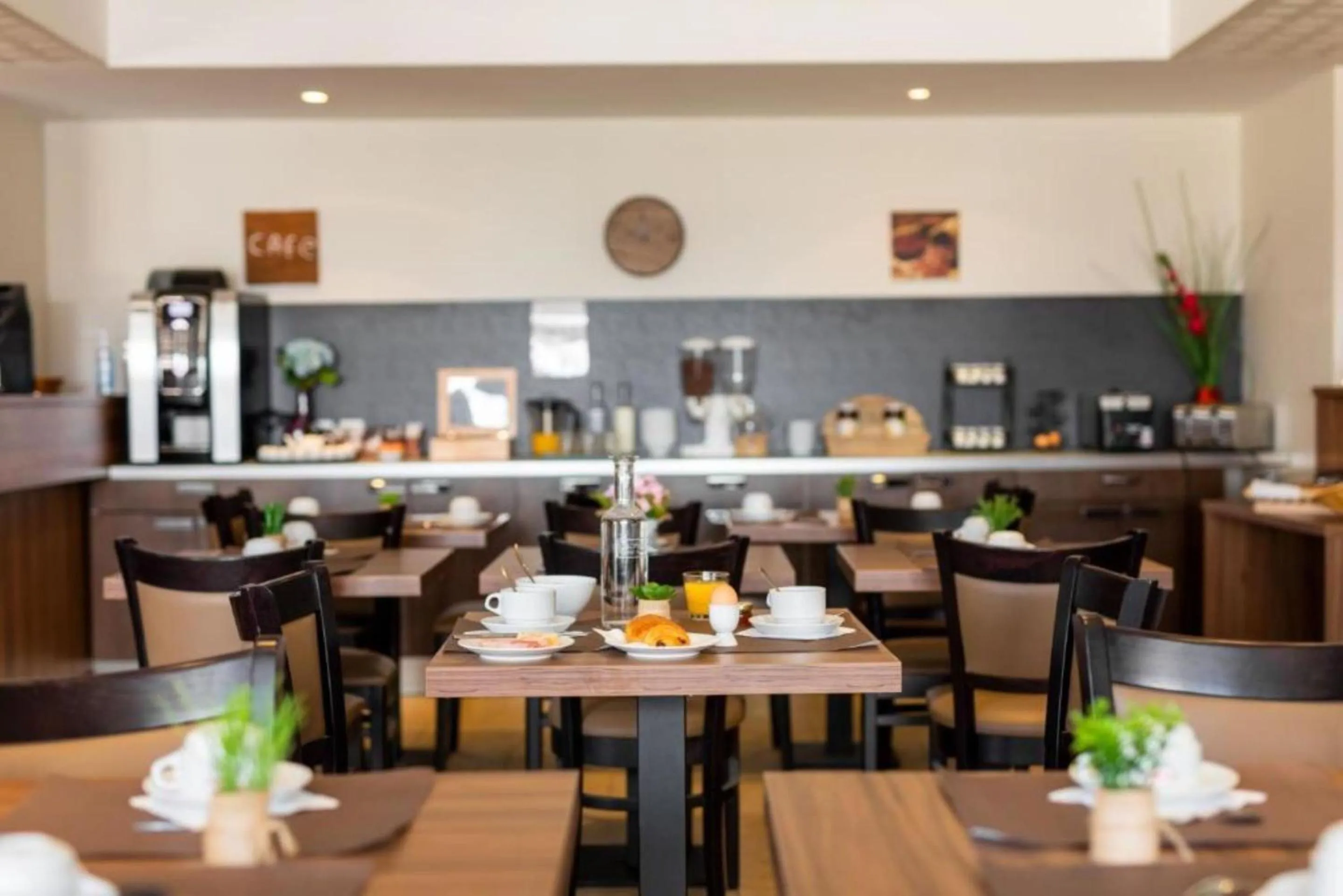 Restaurant/places to eat in Résidence Les Terrasses d'Isola 2000