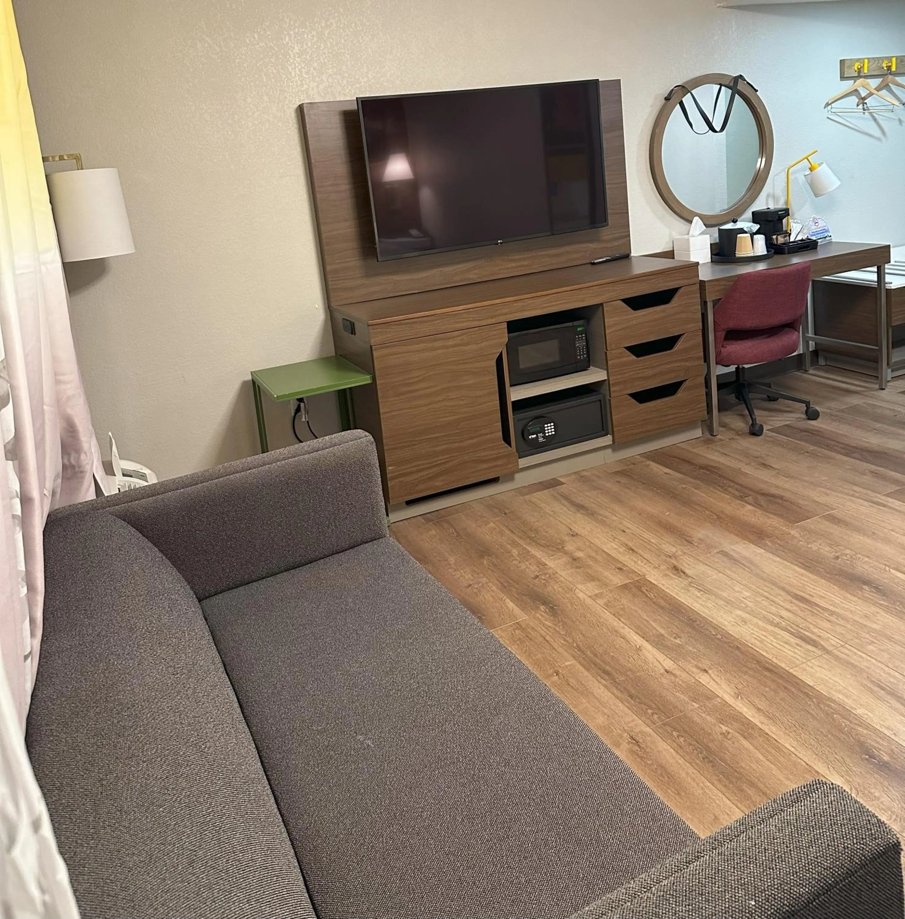 Bedroom in THE GOLFERS INN