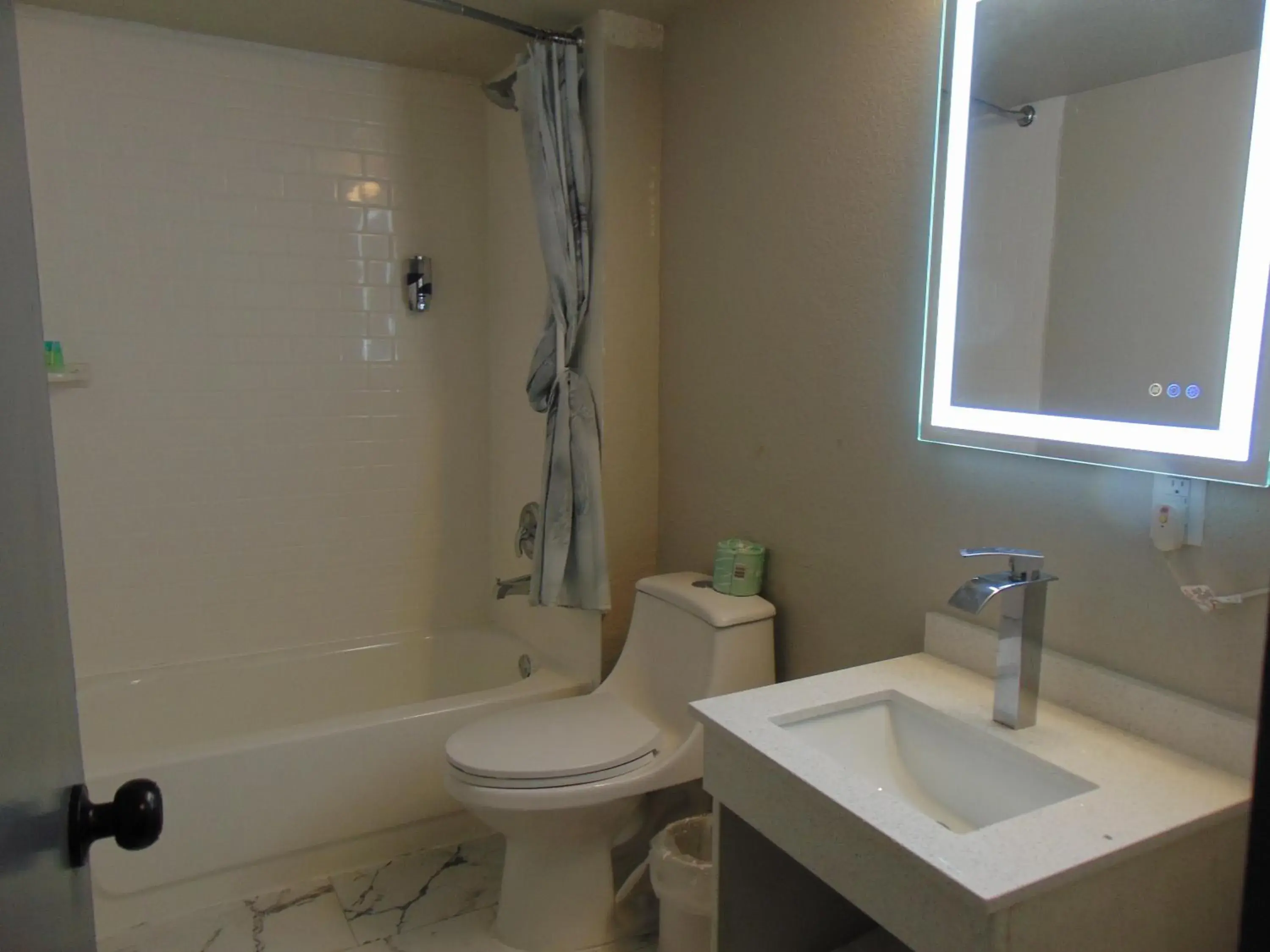 Double Room in THE GOLFERS INN Double Room in THE GOLFERS INN