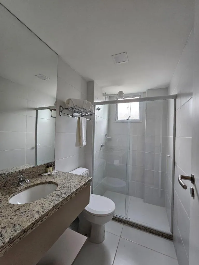 Toilet in Aero Hotel Salvador Aeroporto