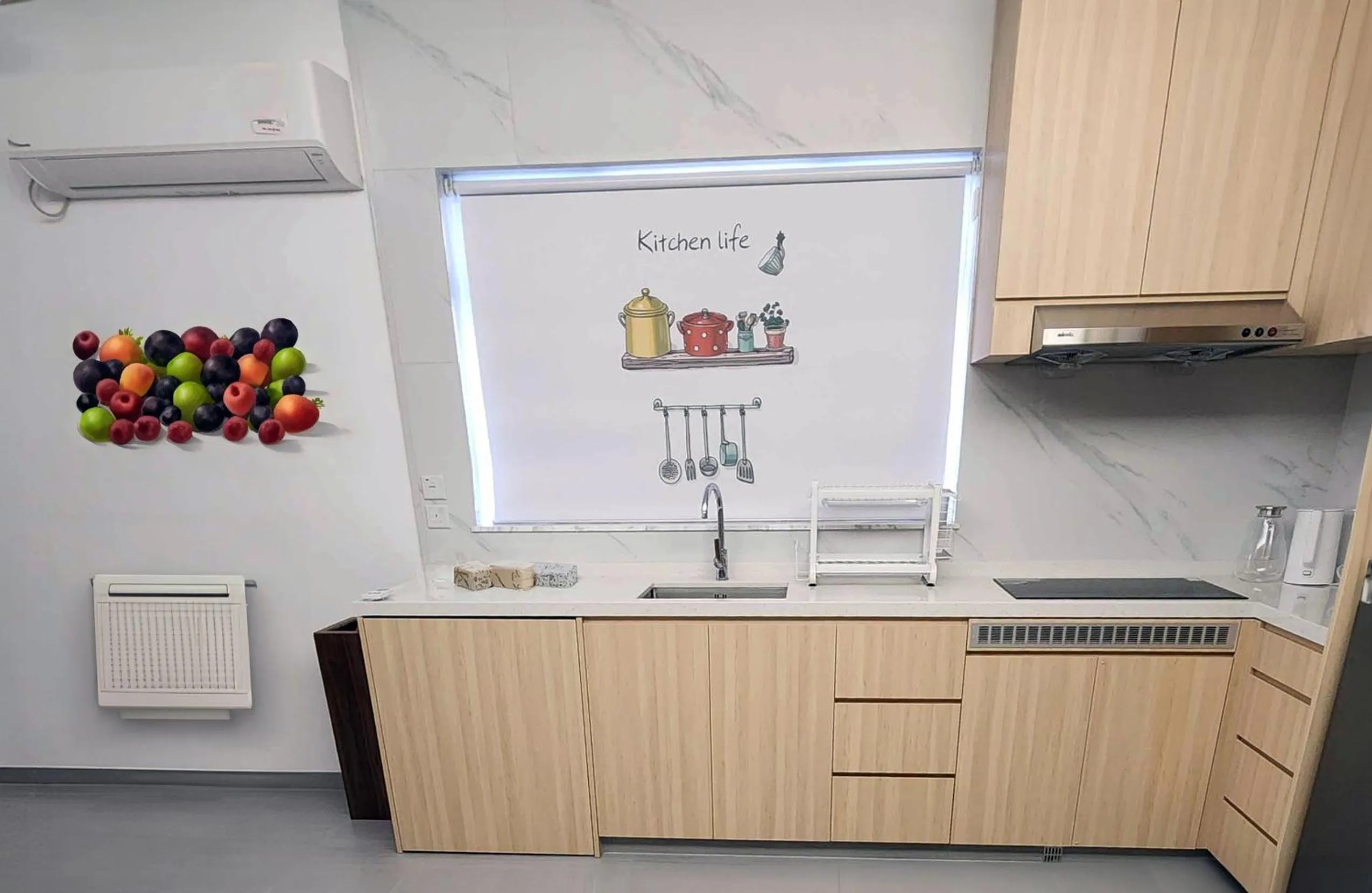 Kitchen or kitchenette in Pillows CoLiving