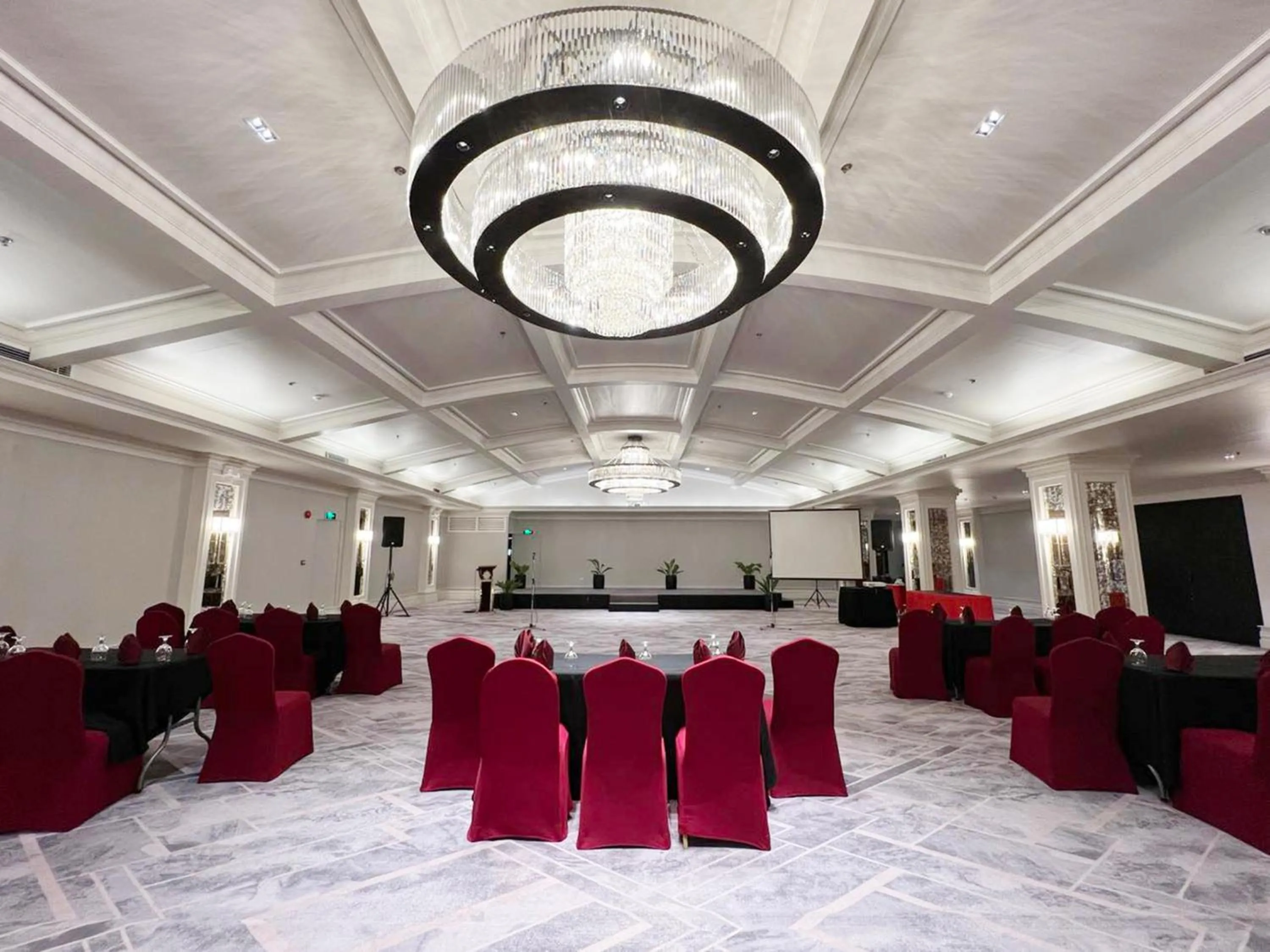 Grand Regal Hotel Davao