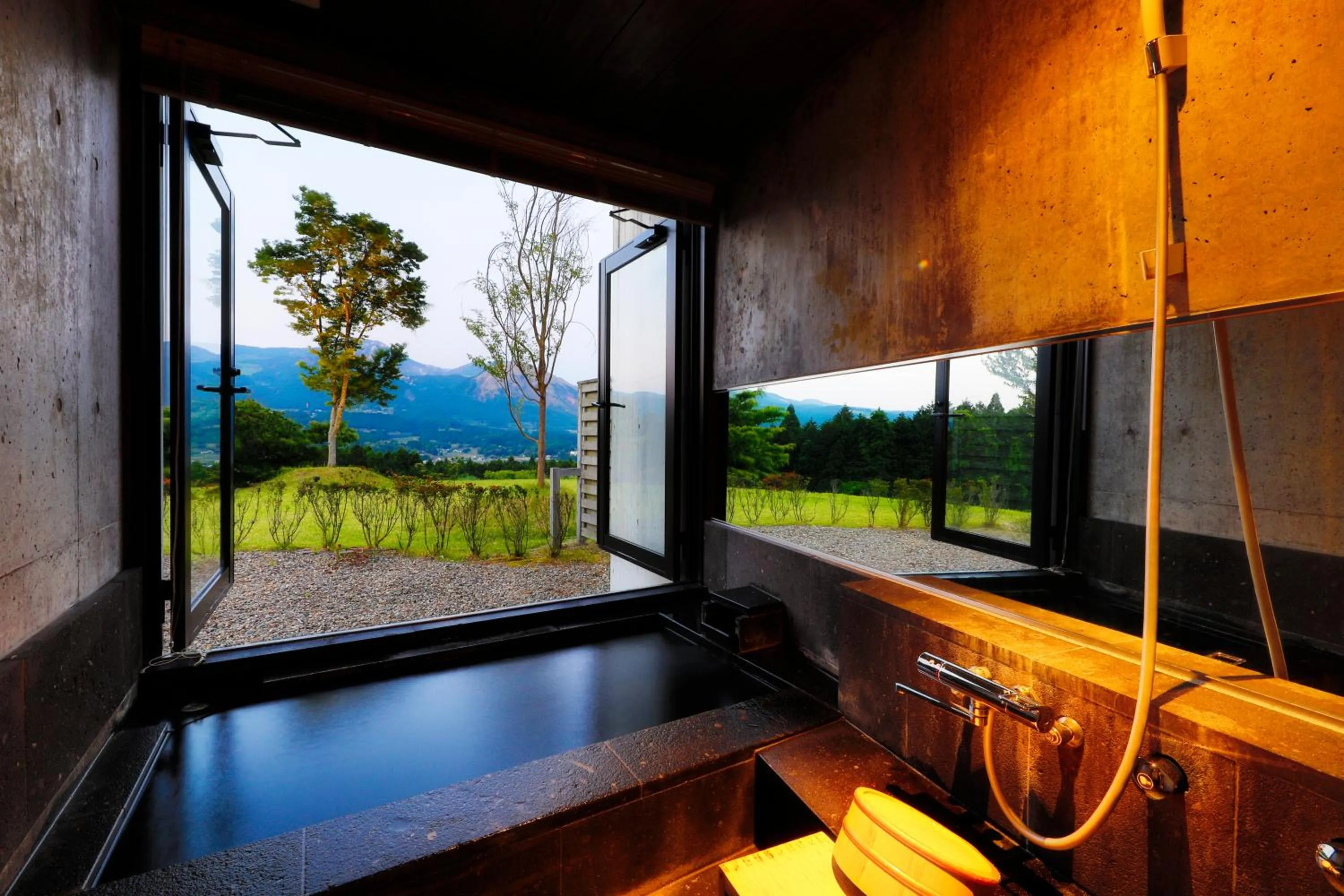 Hot Spring Bath in Ryokan Konomama
