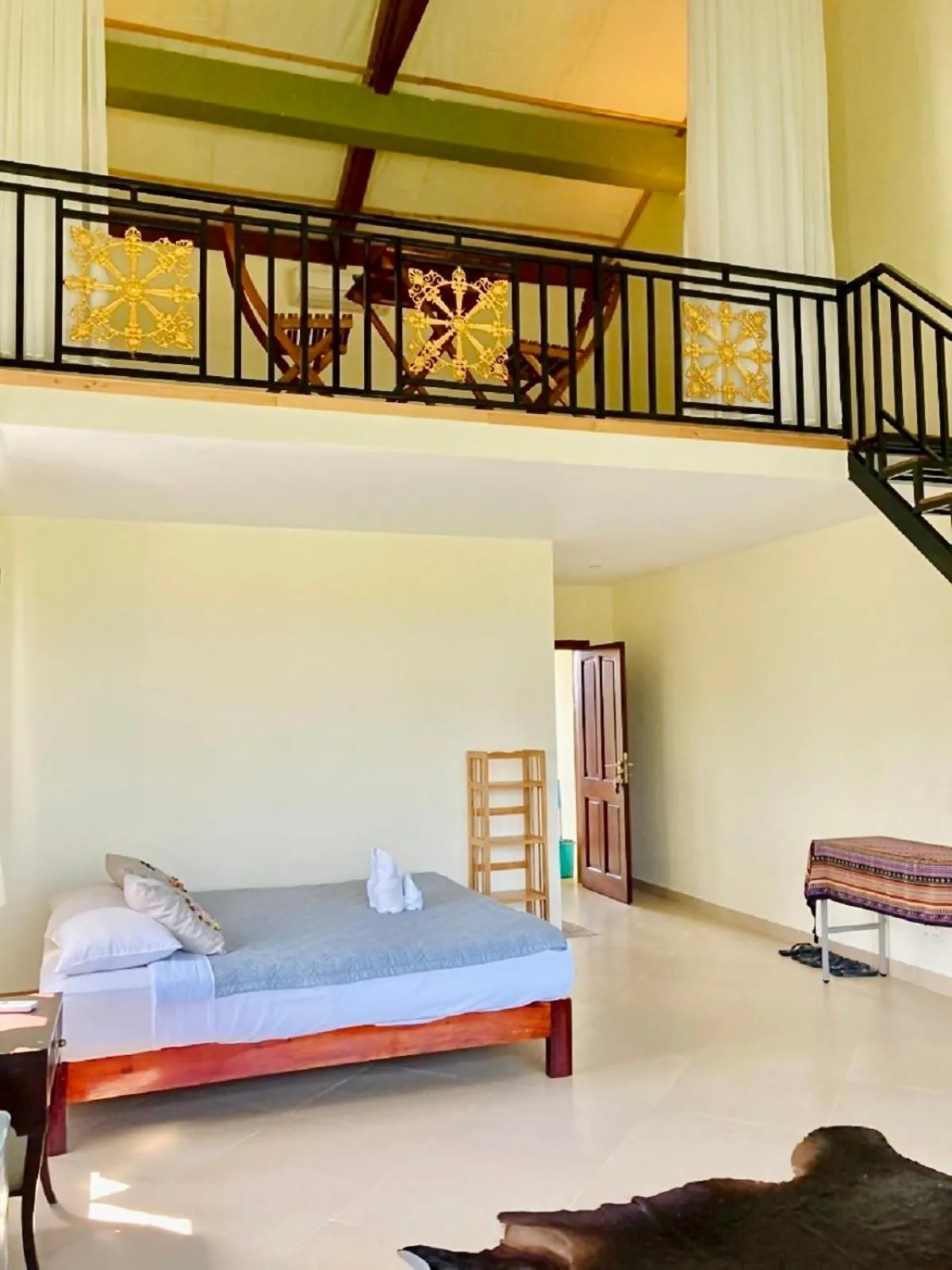 Bedroom, Bed in Cat Tien Jungle Lodge