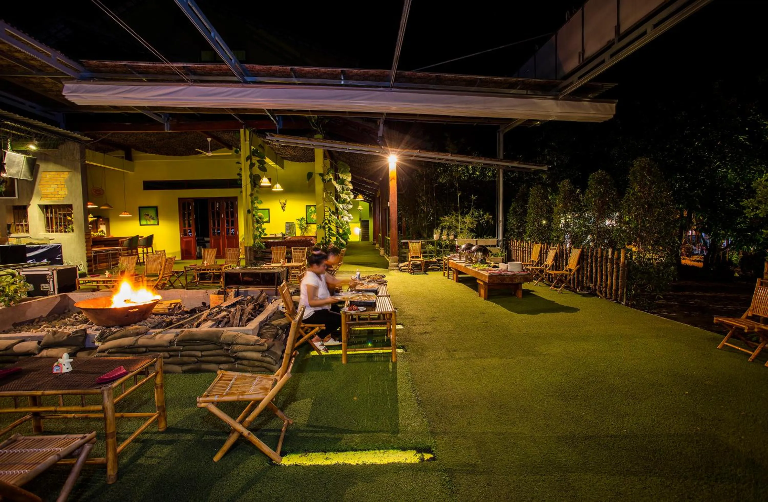 Garden in Cat Tien Jungle Lodge