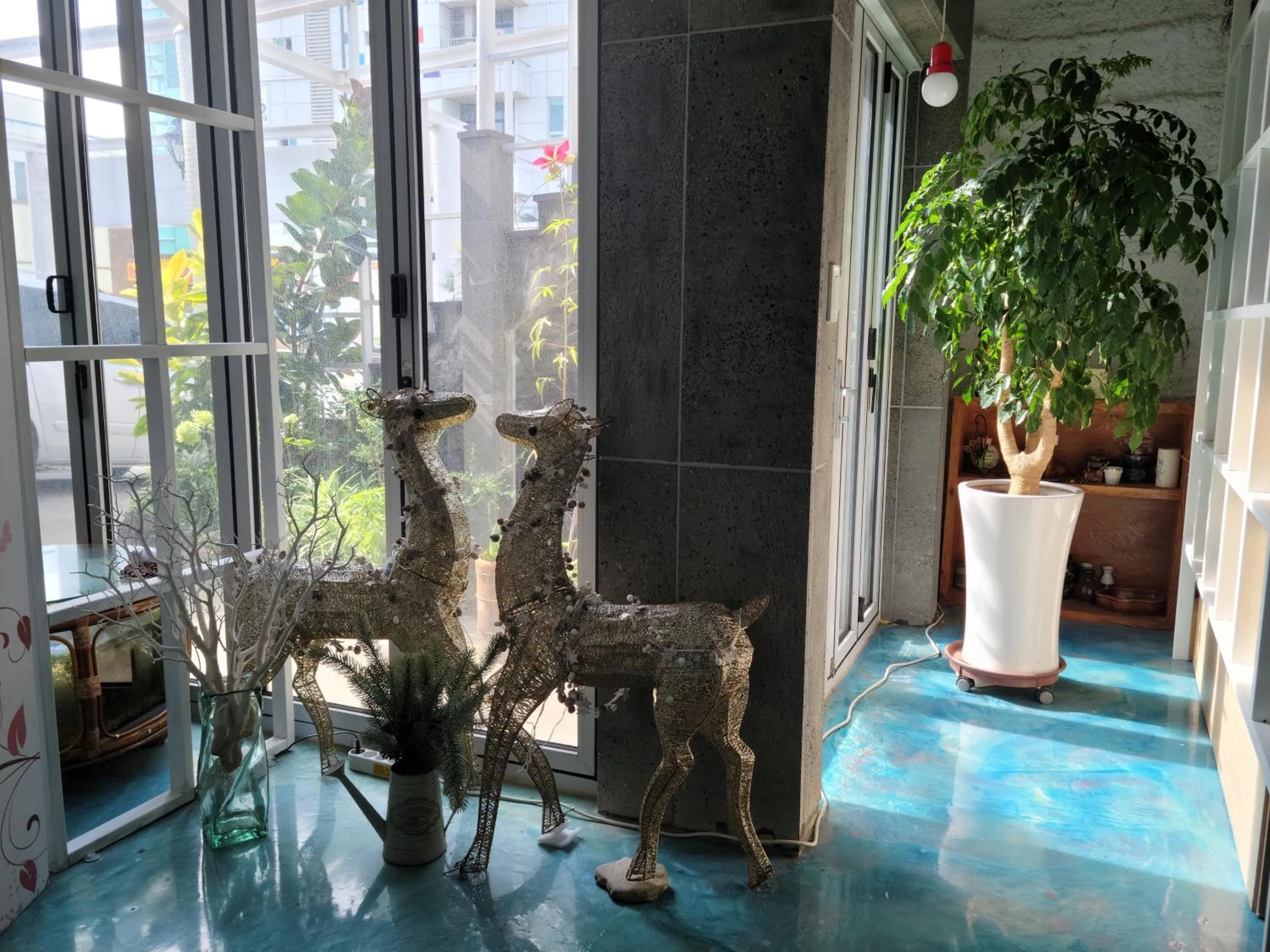 Facade/entrance in Jeju Vision House