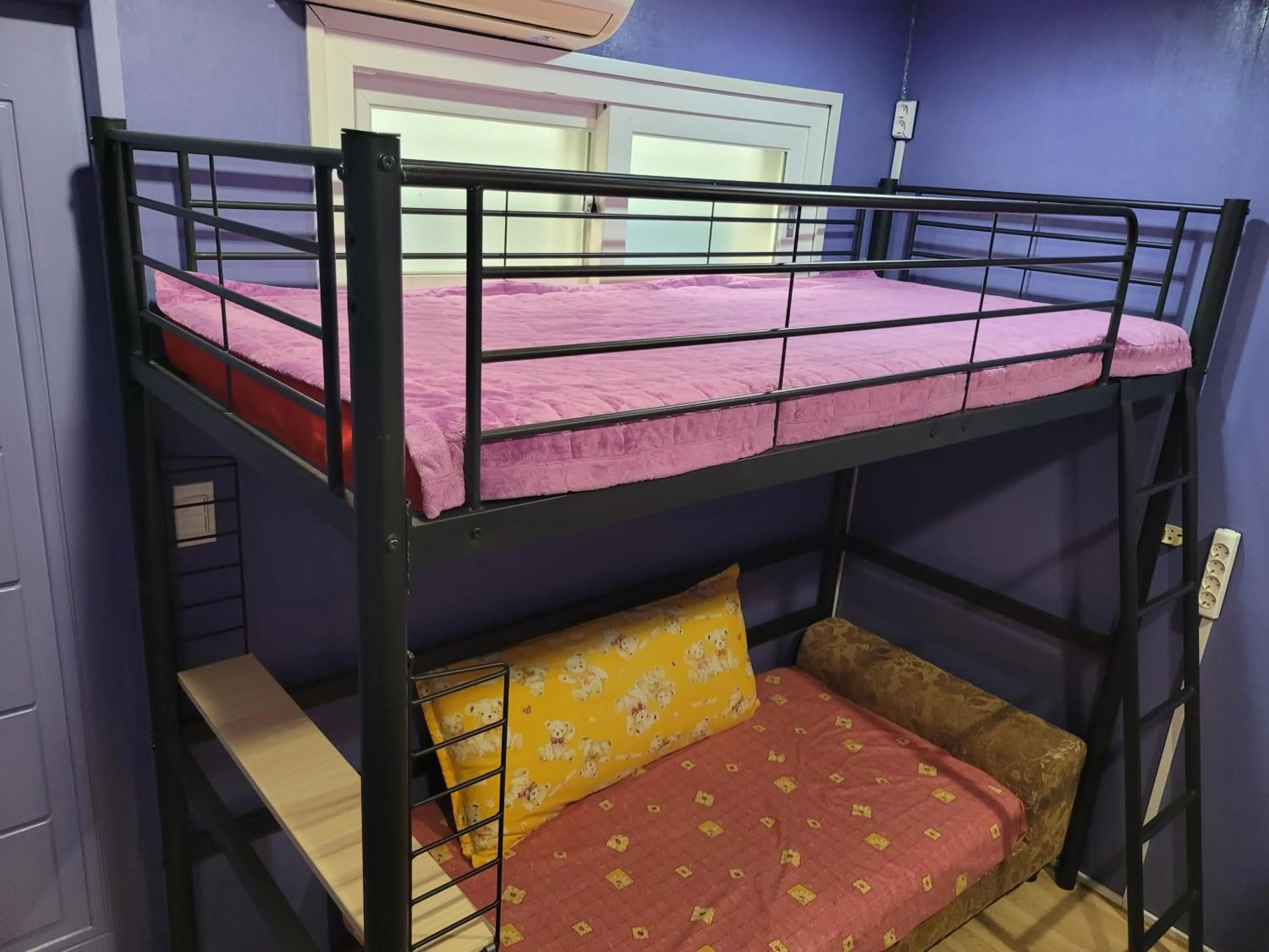 Bed in Jeju Vision House