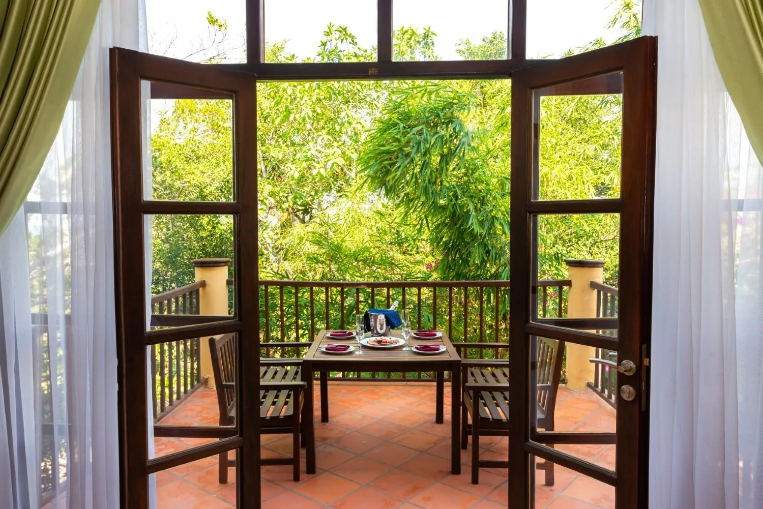 Balcony/Terrace in White Sand Resort Mui Ne