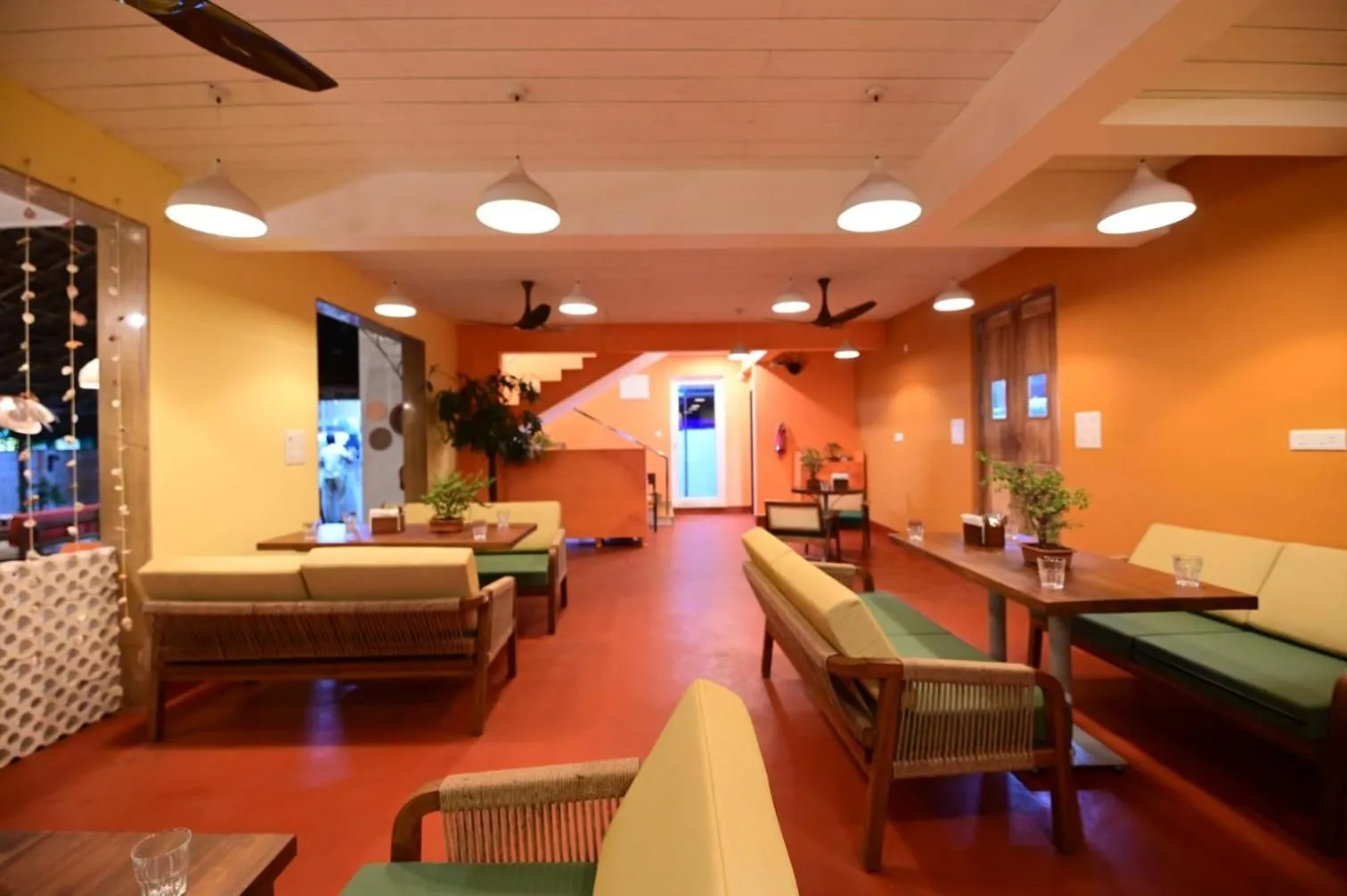 Restaurant/places to eat in Boheme