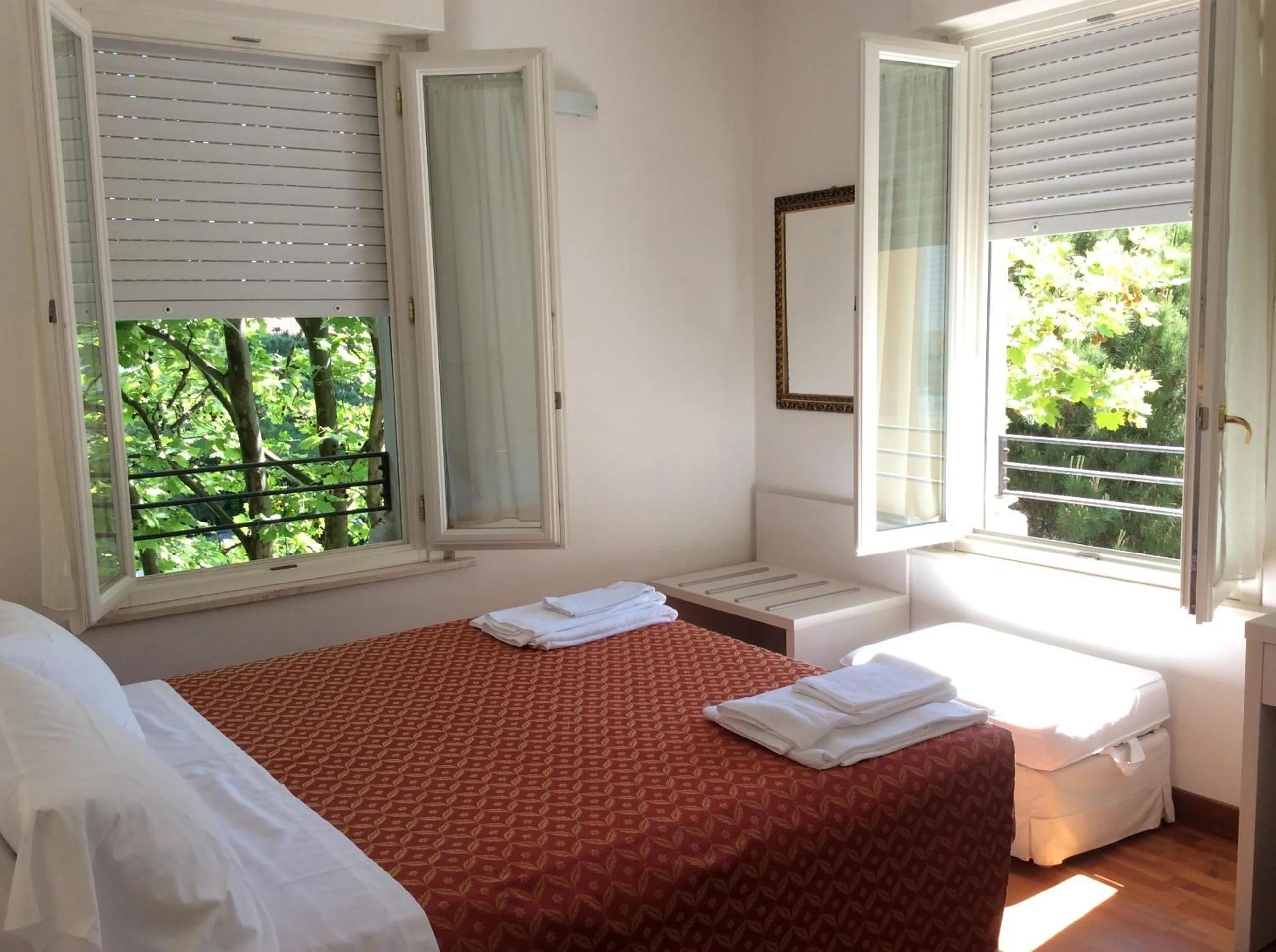 Photo of the whole room, Bed in Residenza Grand Hotel Riccione