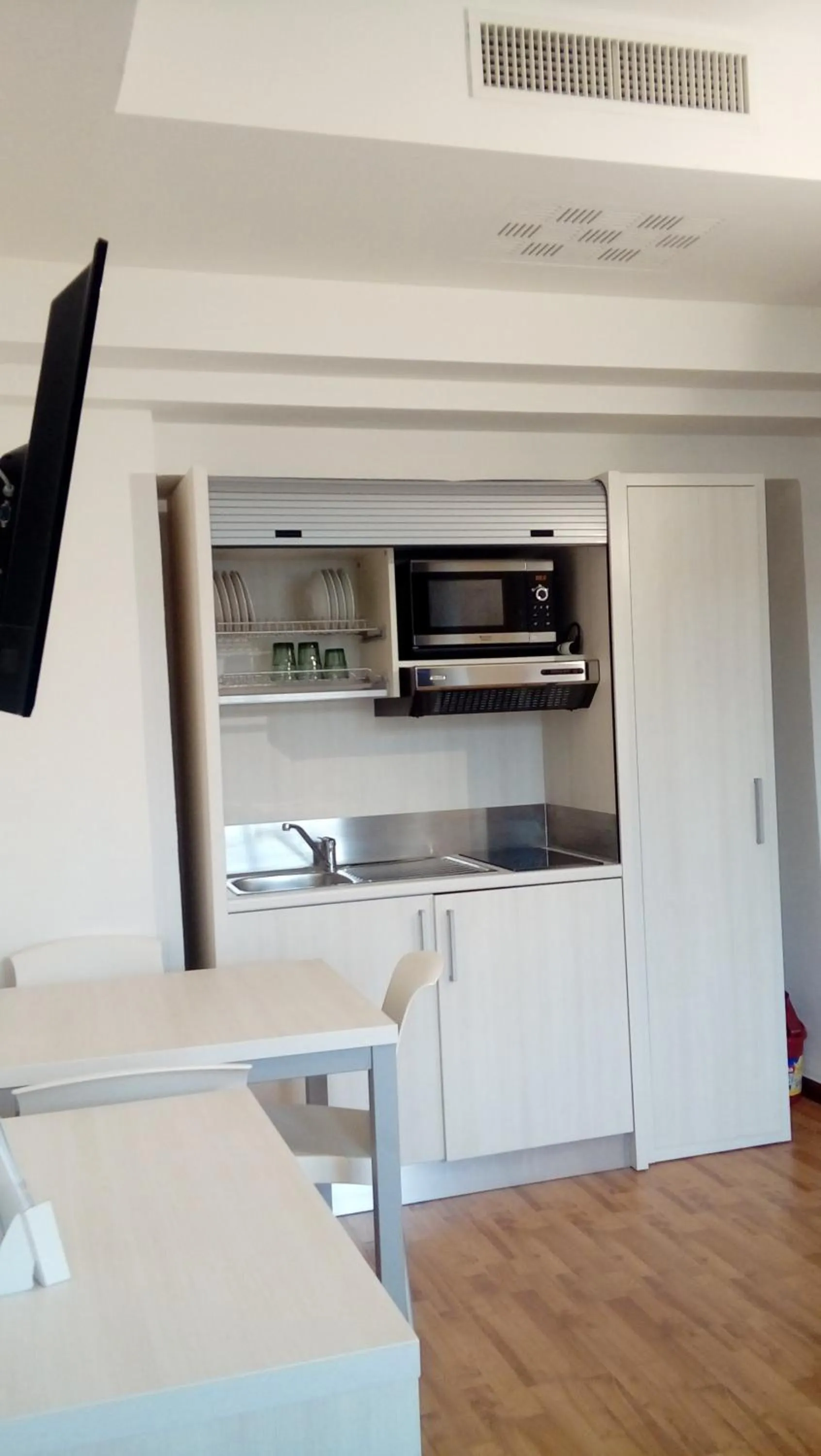 Kitchen or kitchenette in Residenza Grand Hotel Riccione