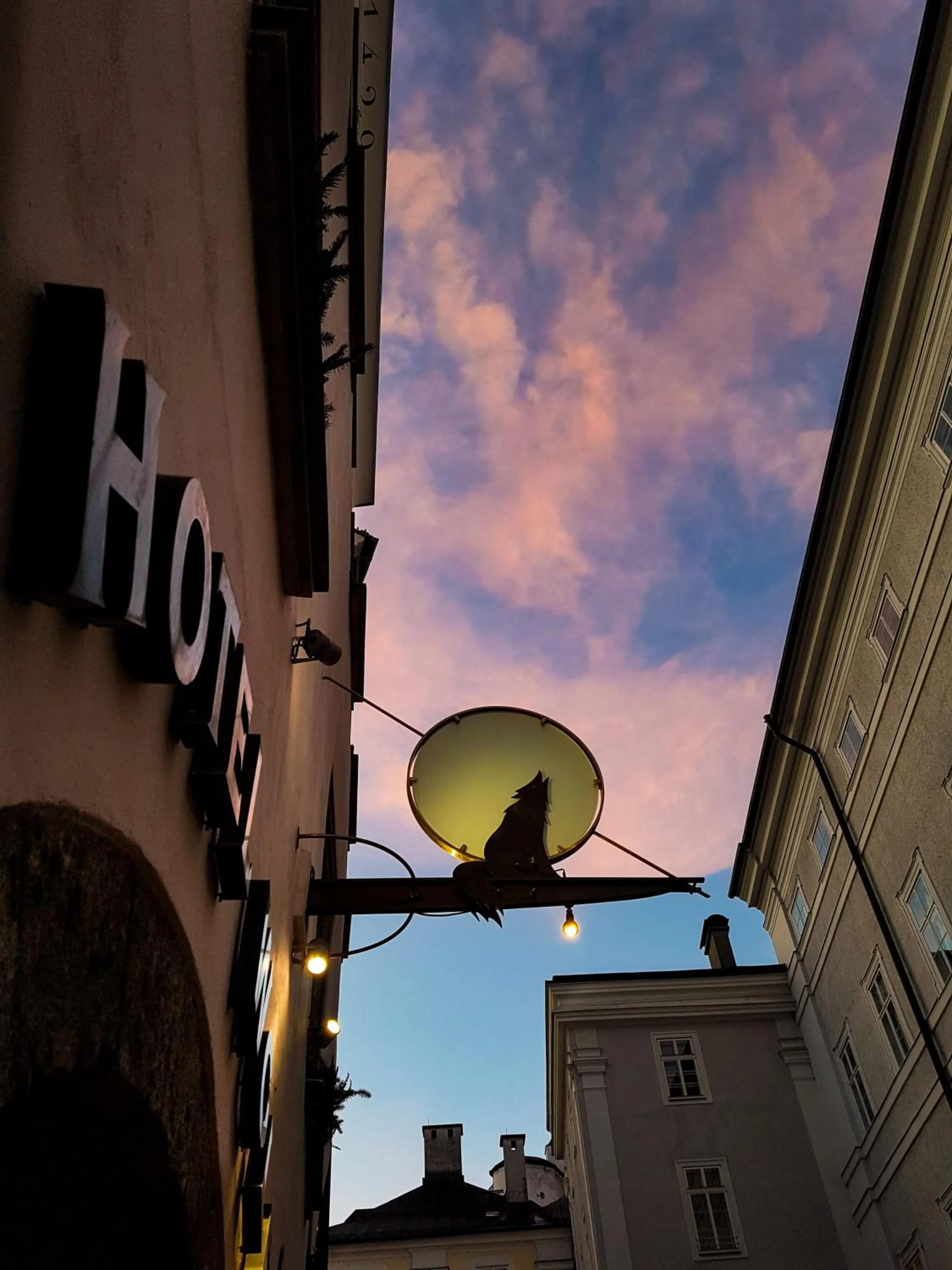 Sunset in Hotel Wolf