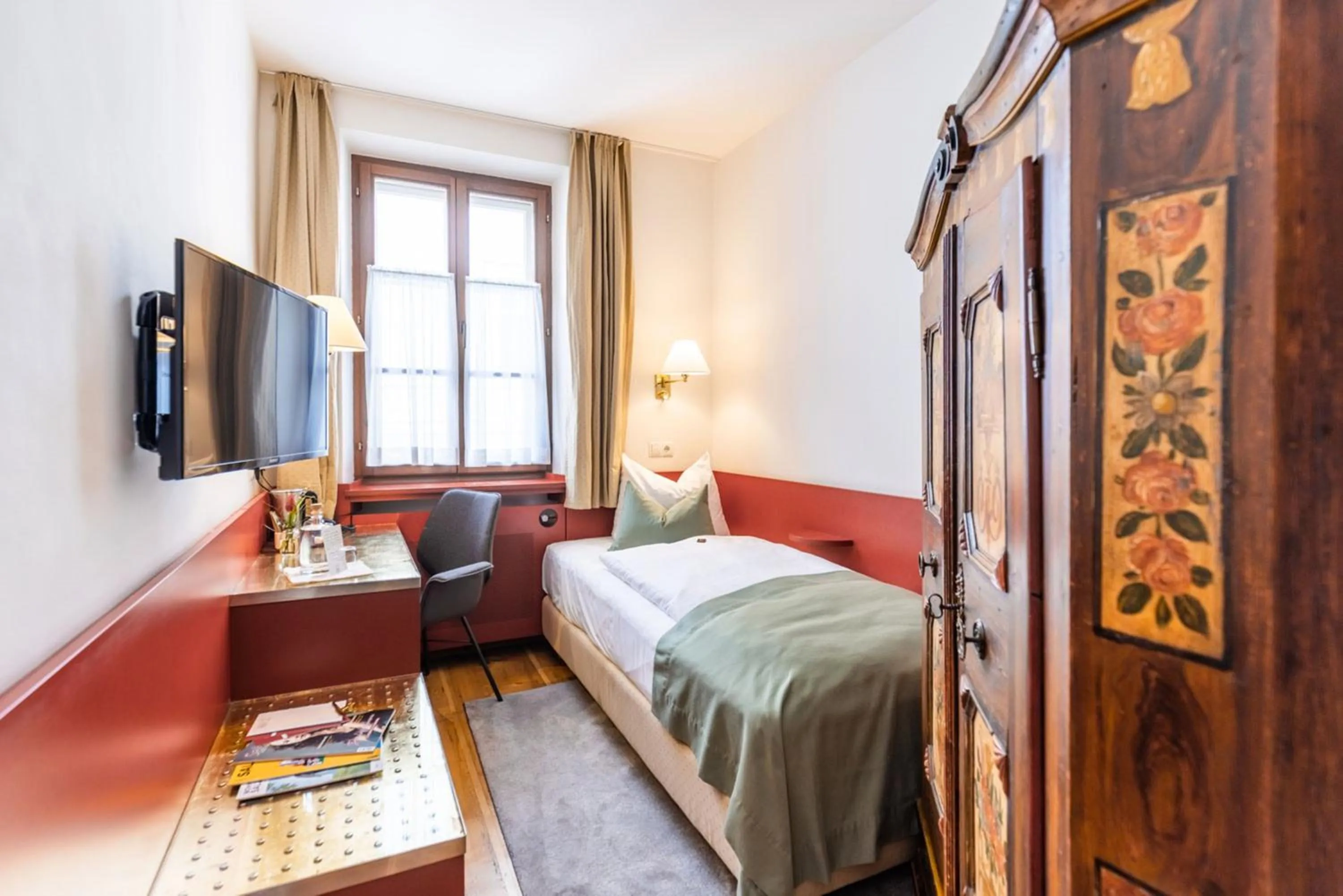 Photo of the whole room, Bed in Hotel Wolf