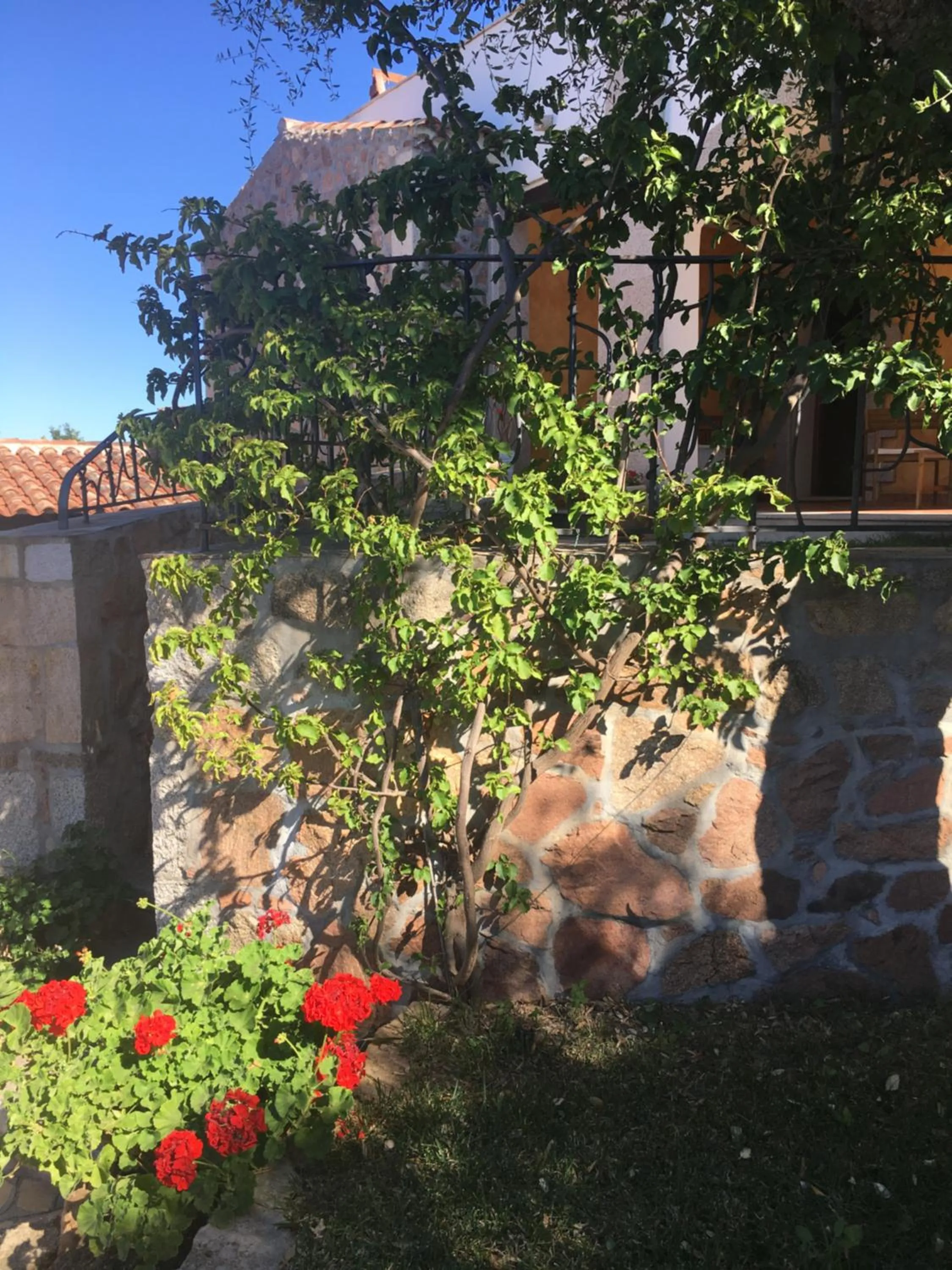 I Mari Di Gallura Suites and Rooms