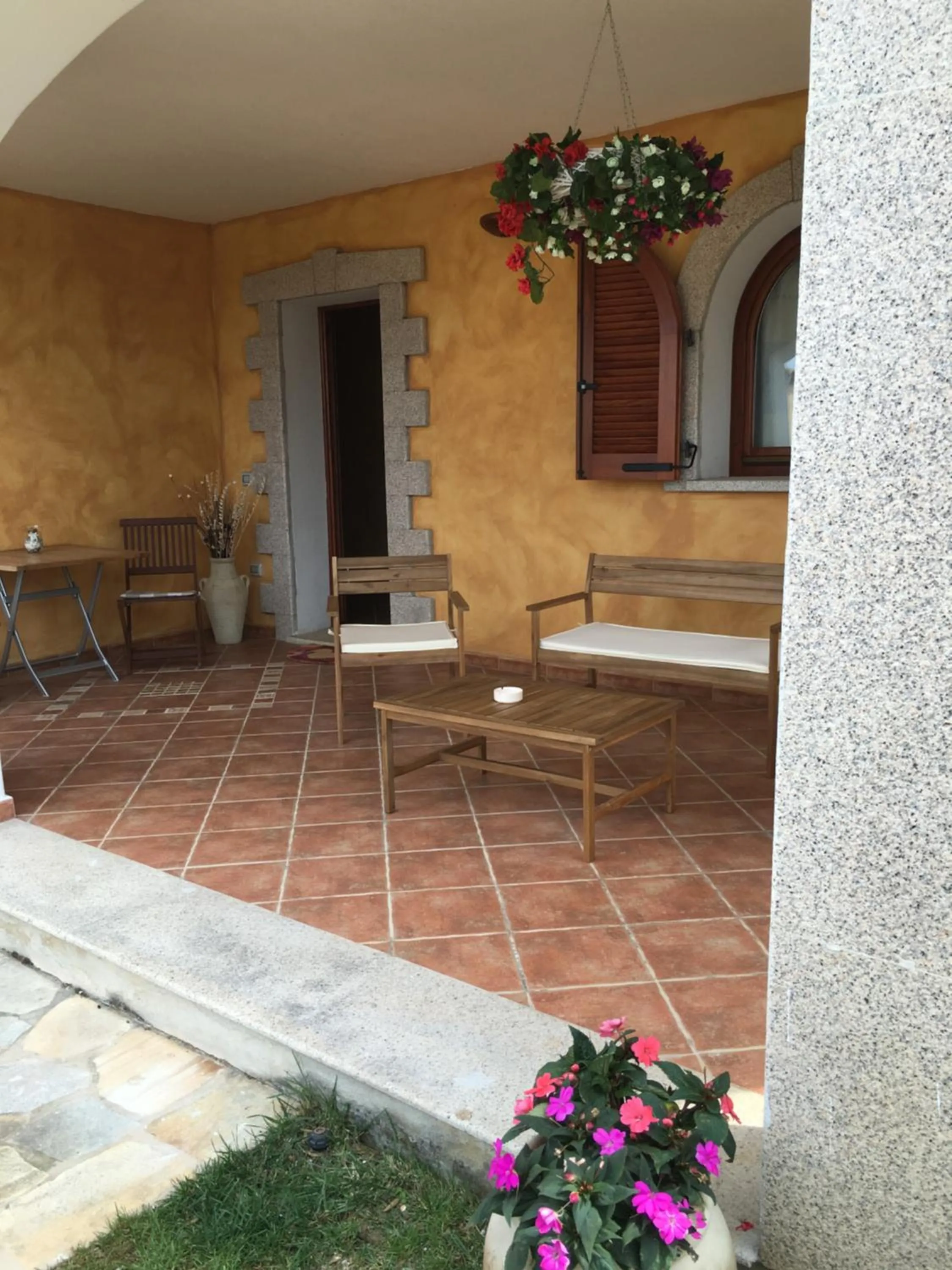 I Mari Di Gallura Suites and Rooms