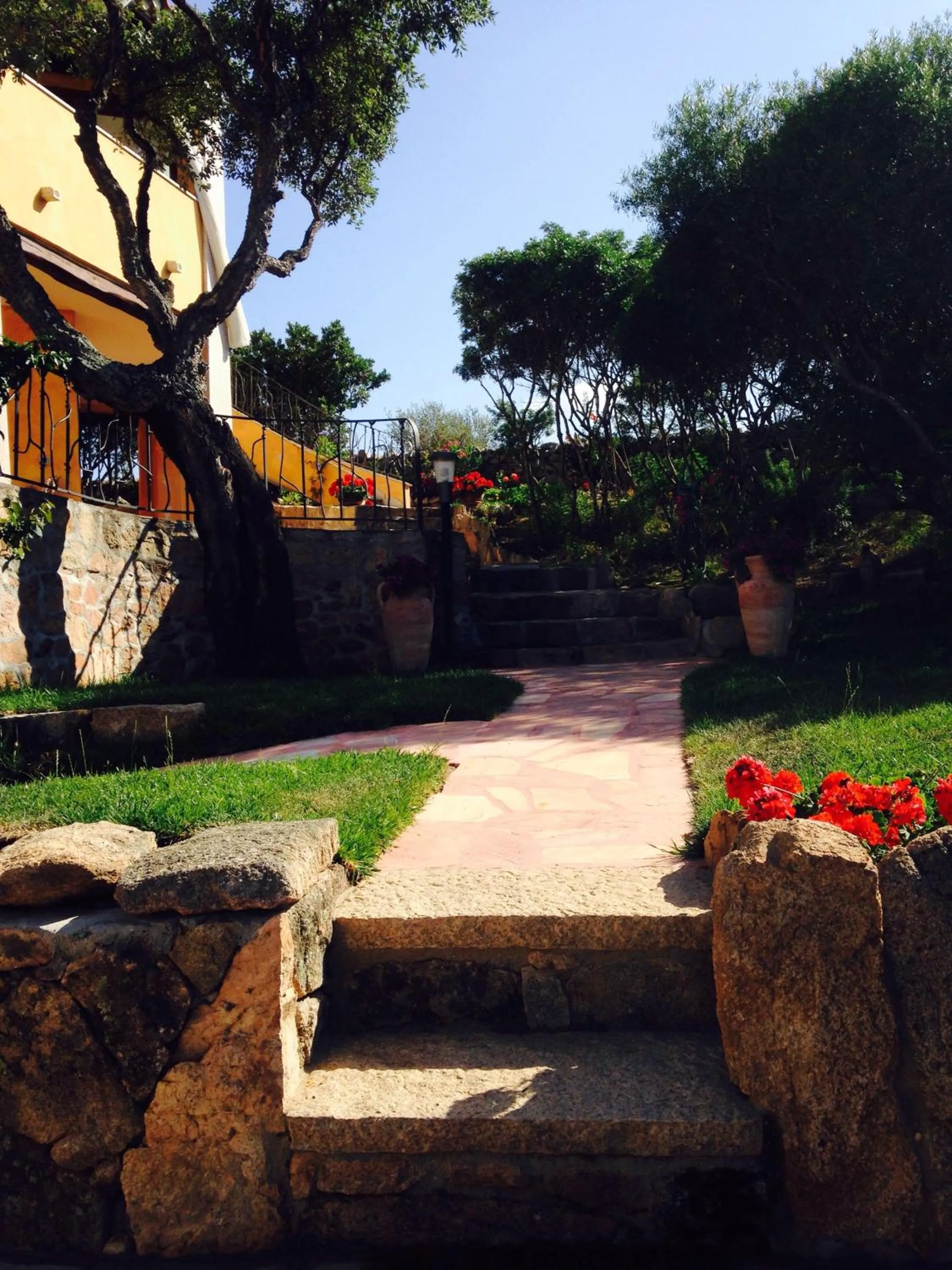 I Mari Di Gallura Suites and Rooms