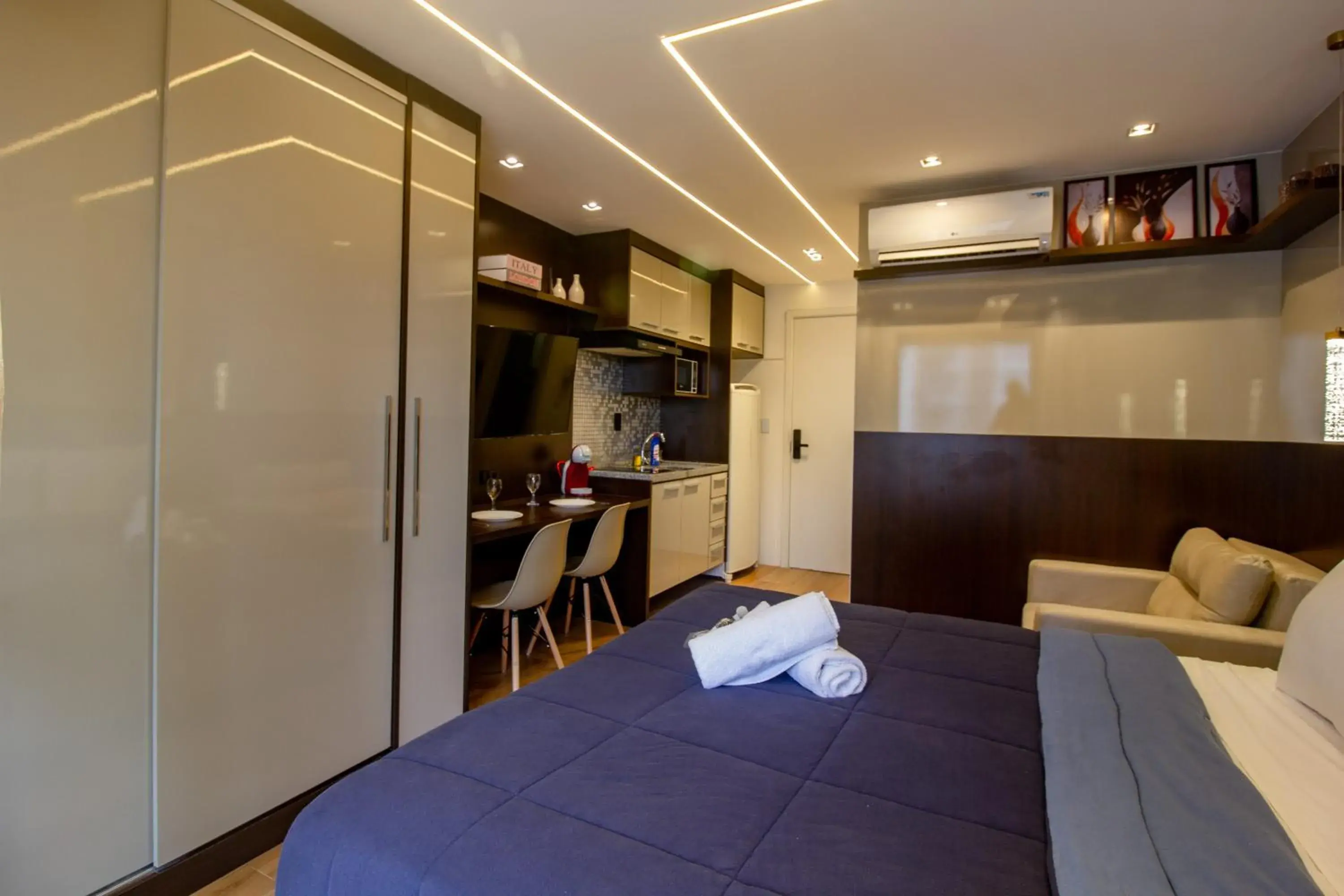 Deluxe One-Bedroom Apartment with City View in Yume B.Side - Faria Lima Deluxe One-Bedroom Apartment with City View in Yume B.Side - Faria Lima