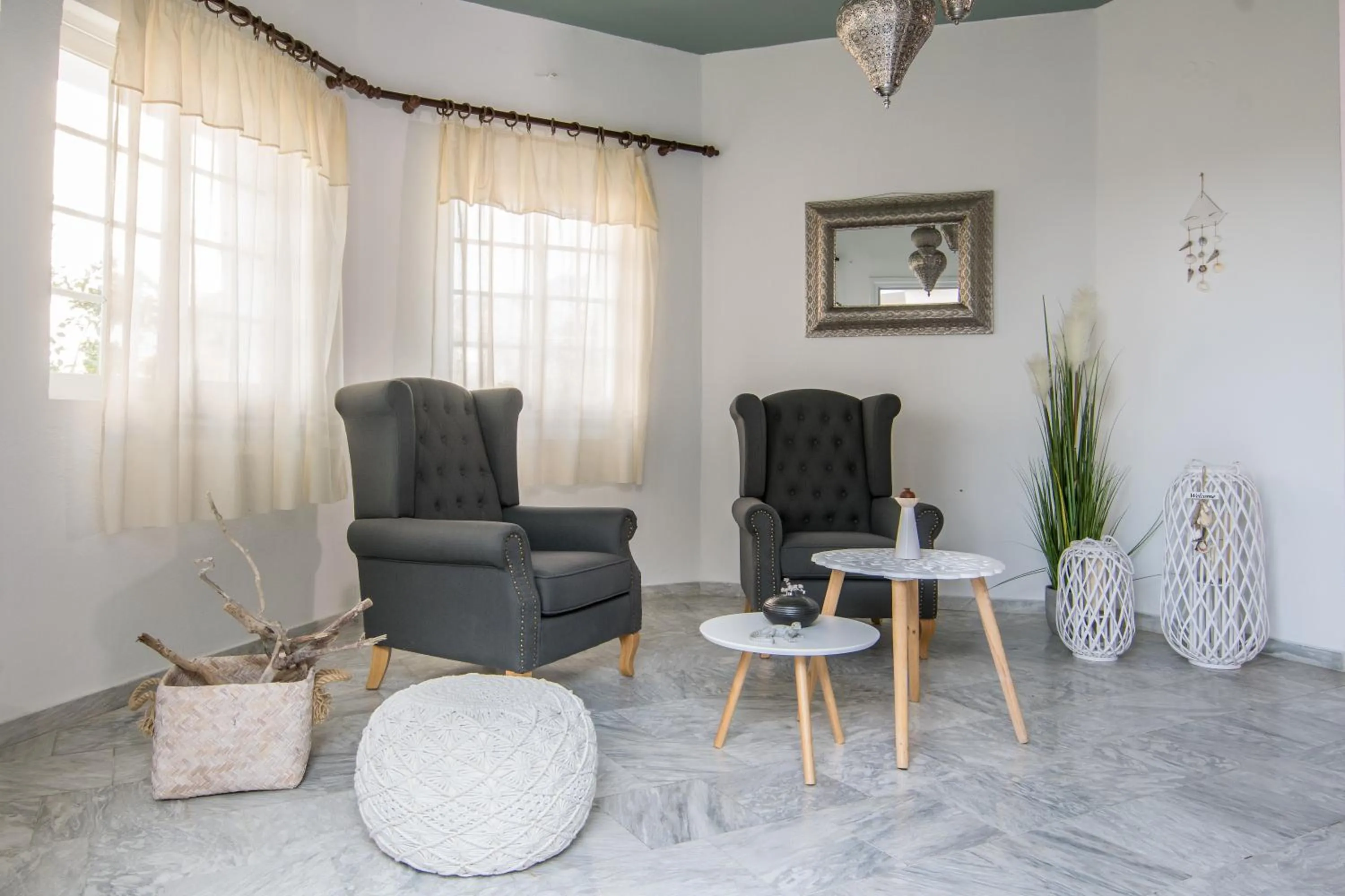 Seating area in Hotel Agios Thomas